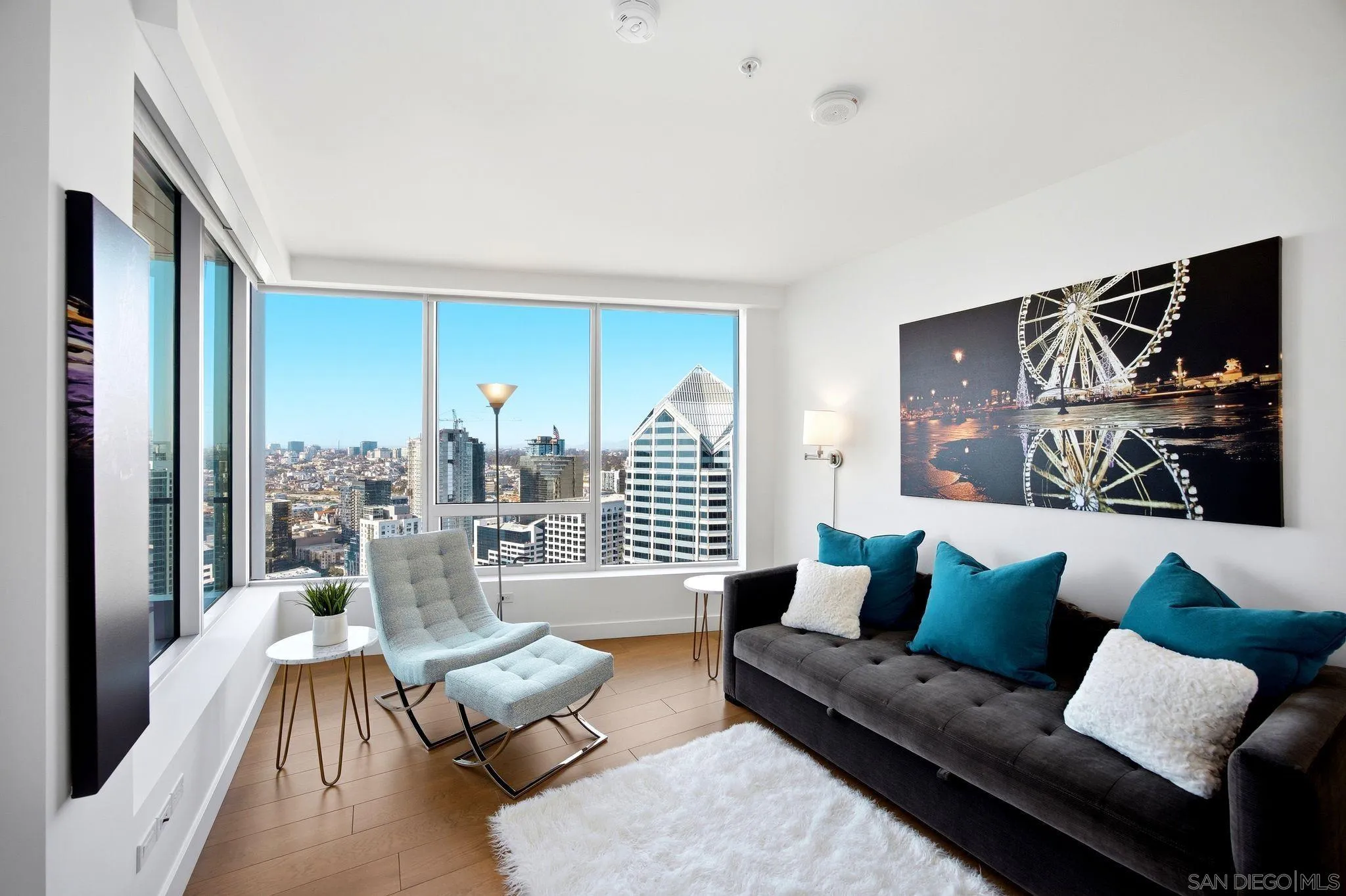 888 W E Street Unit 3904