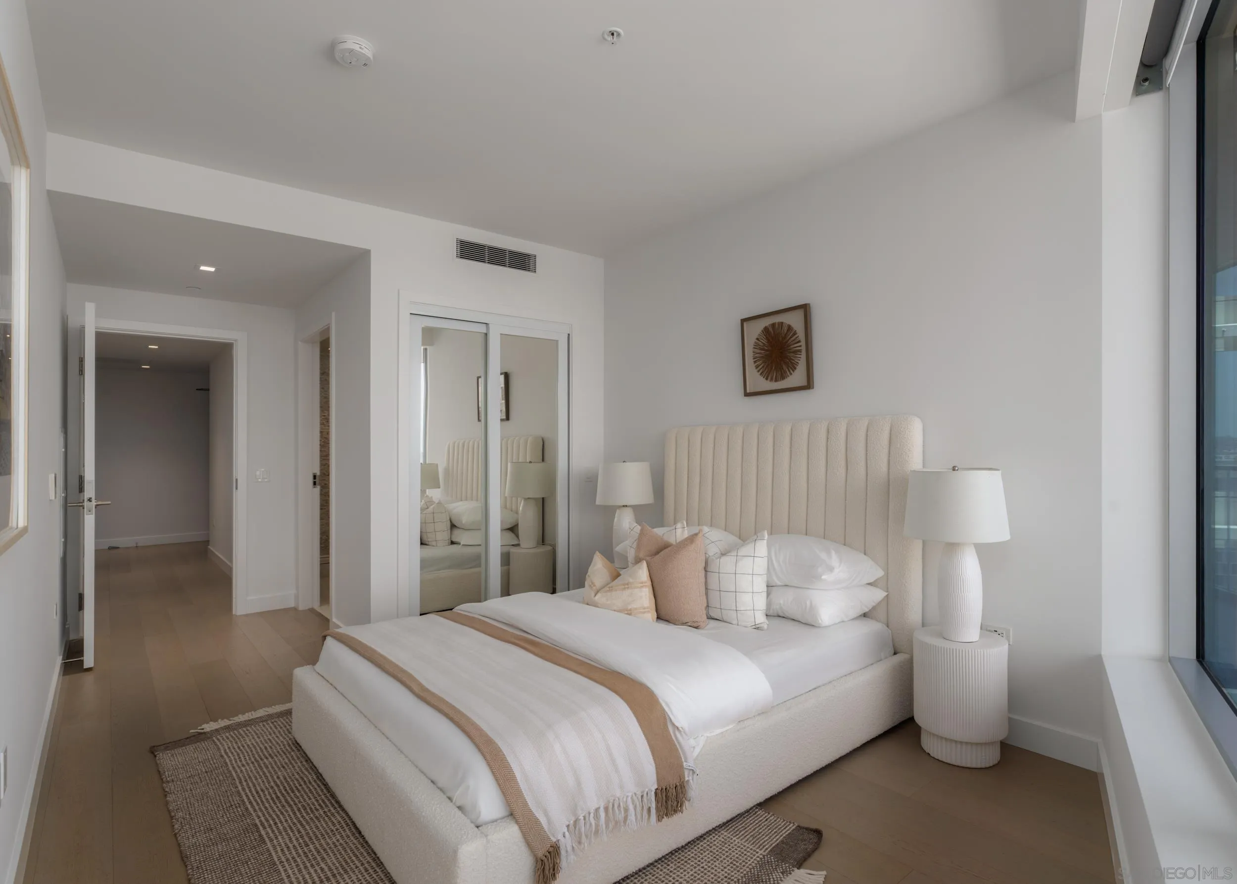 888 W E Street Unit 1901
