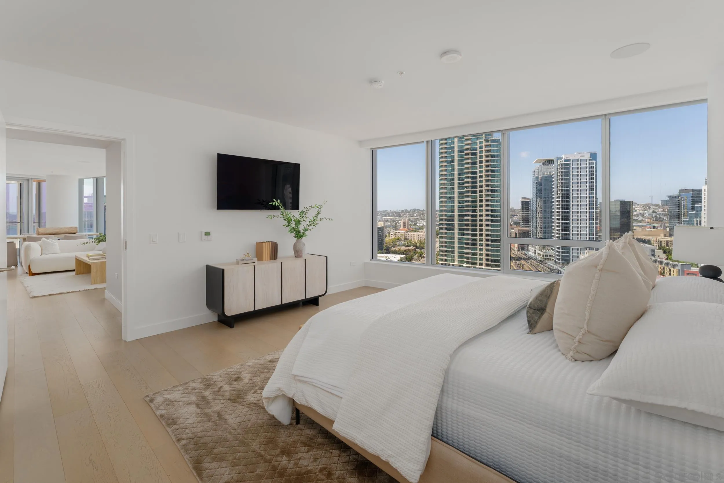 888 W E Street Unit 1901