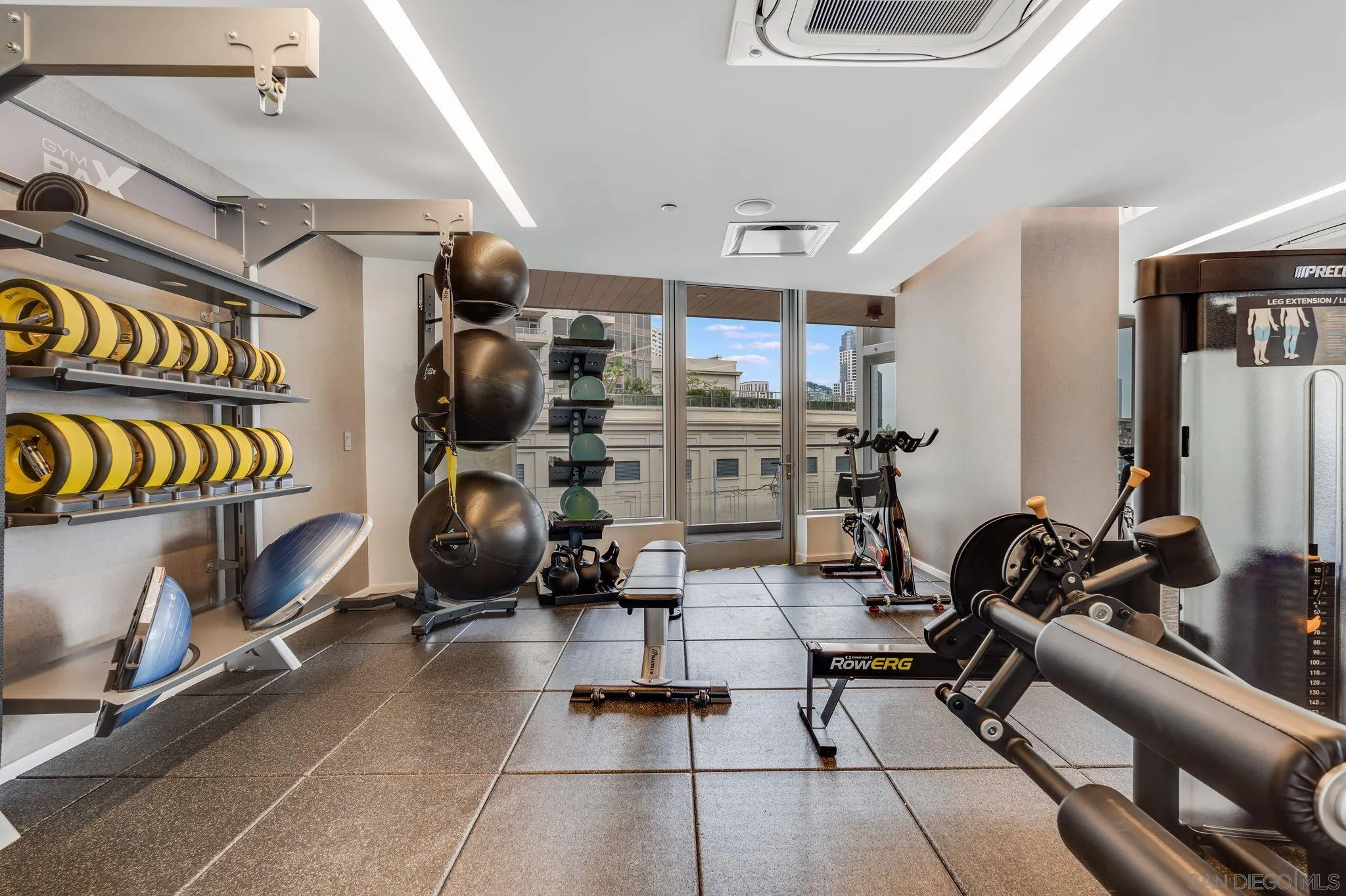 888 W E Street Unit 2203