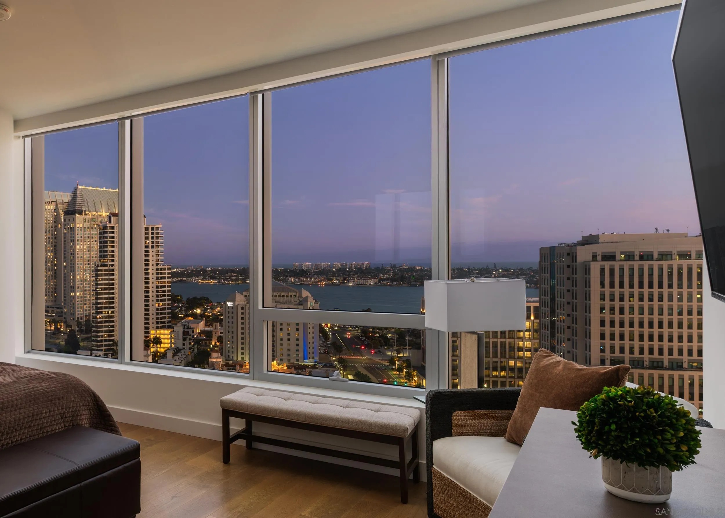888 W E Street Unit 2203