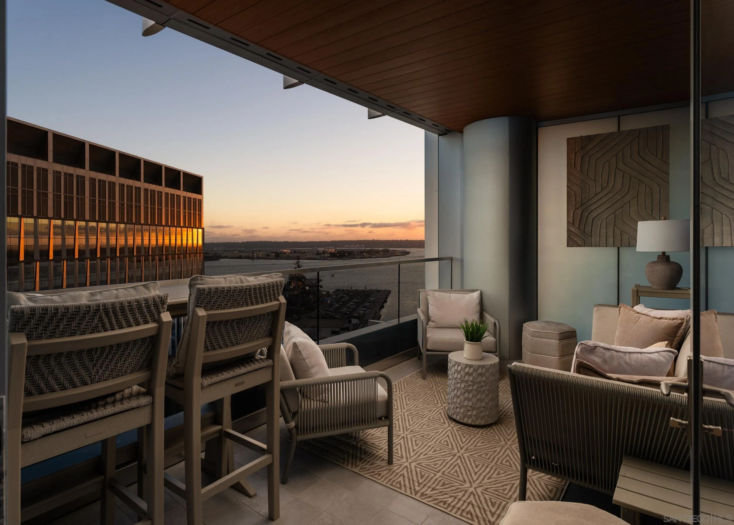888 W E Street Unit 2203