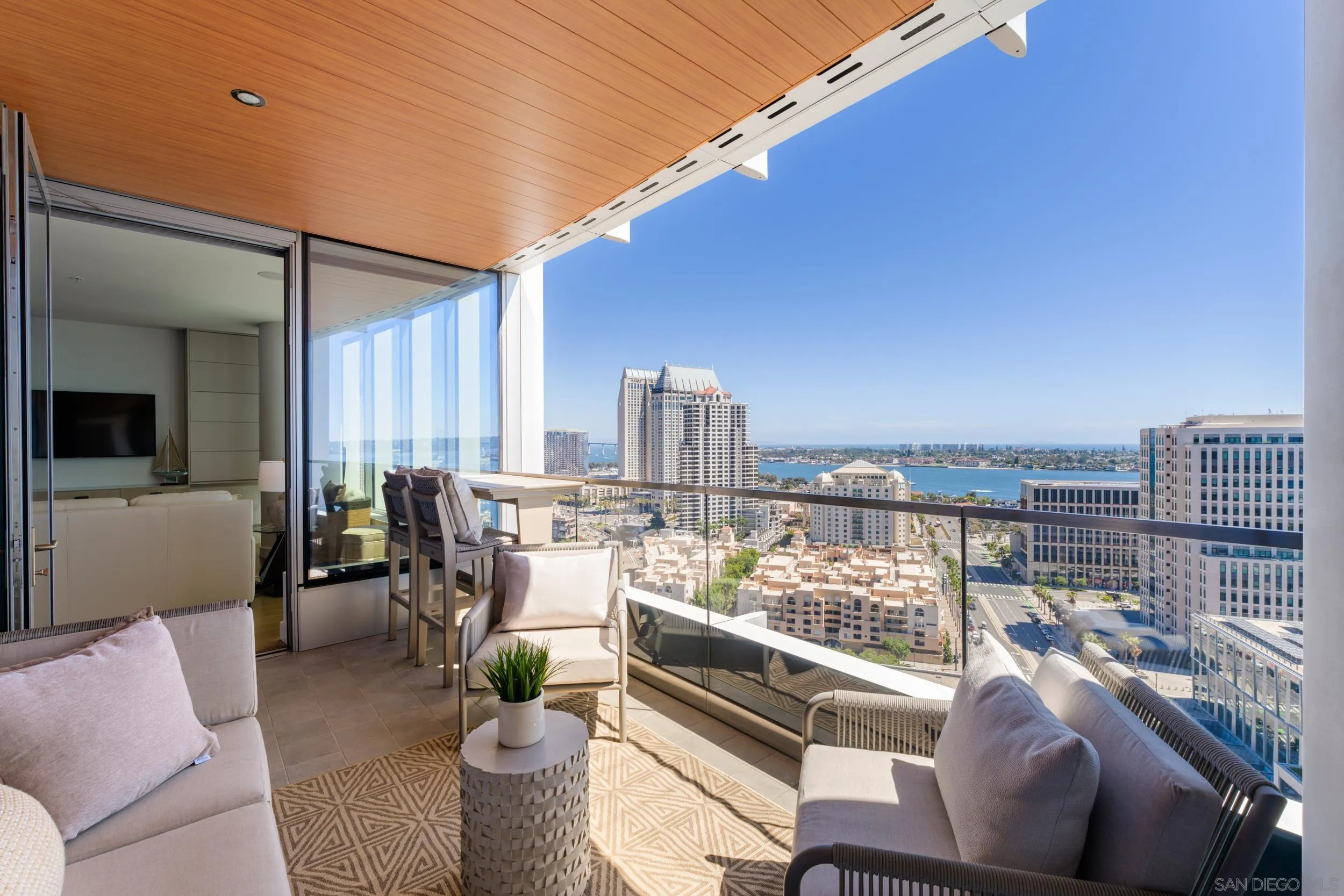 888 W E Street Unit 2203