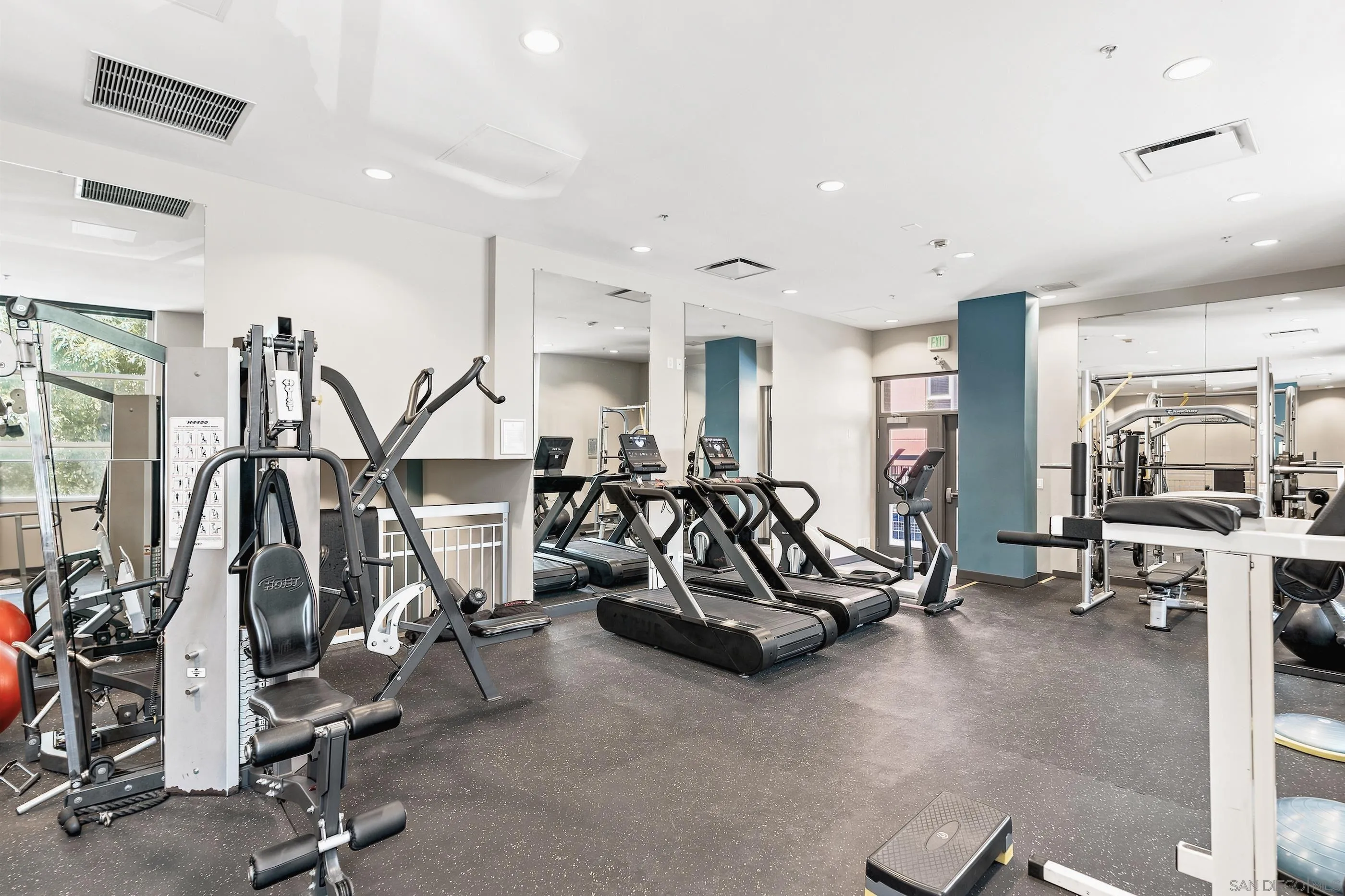 1580 Union St Unit 101