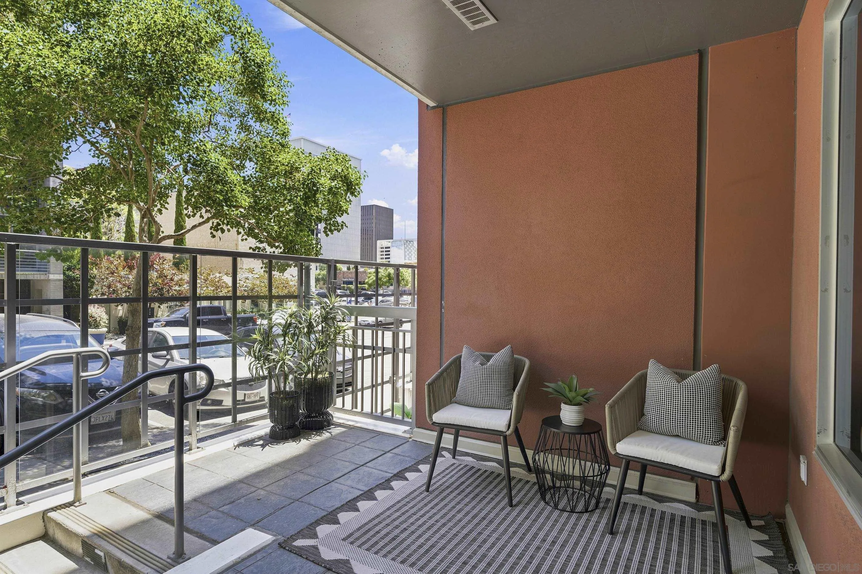1580 Union St Unit 101