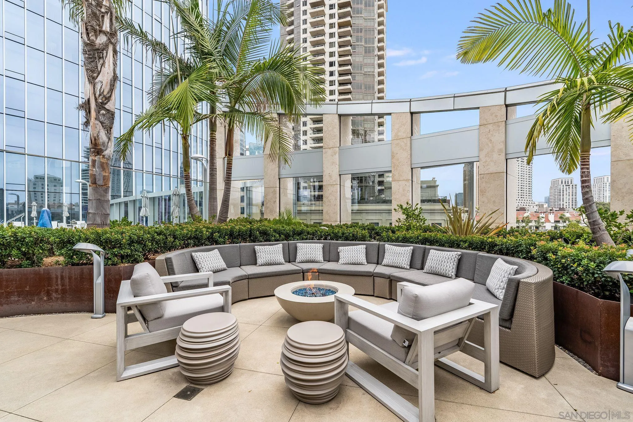 888 W E Street Unit 3502
