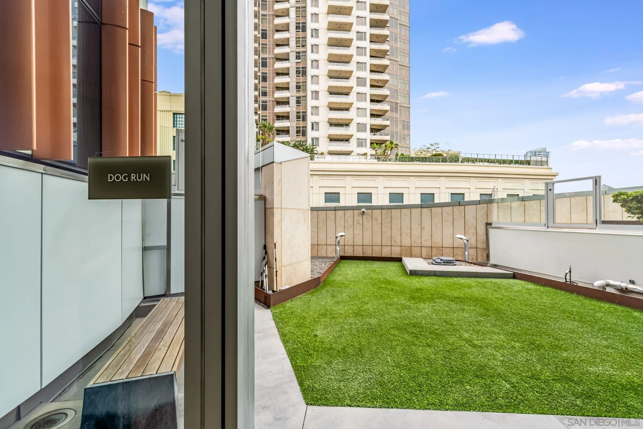 888 W E Street Unit 3502