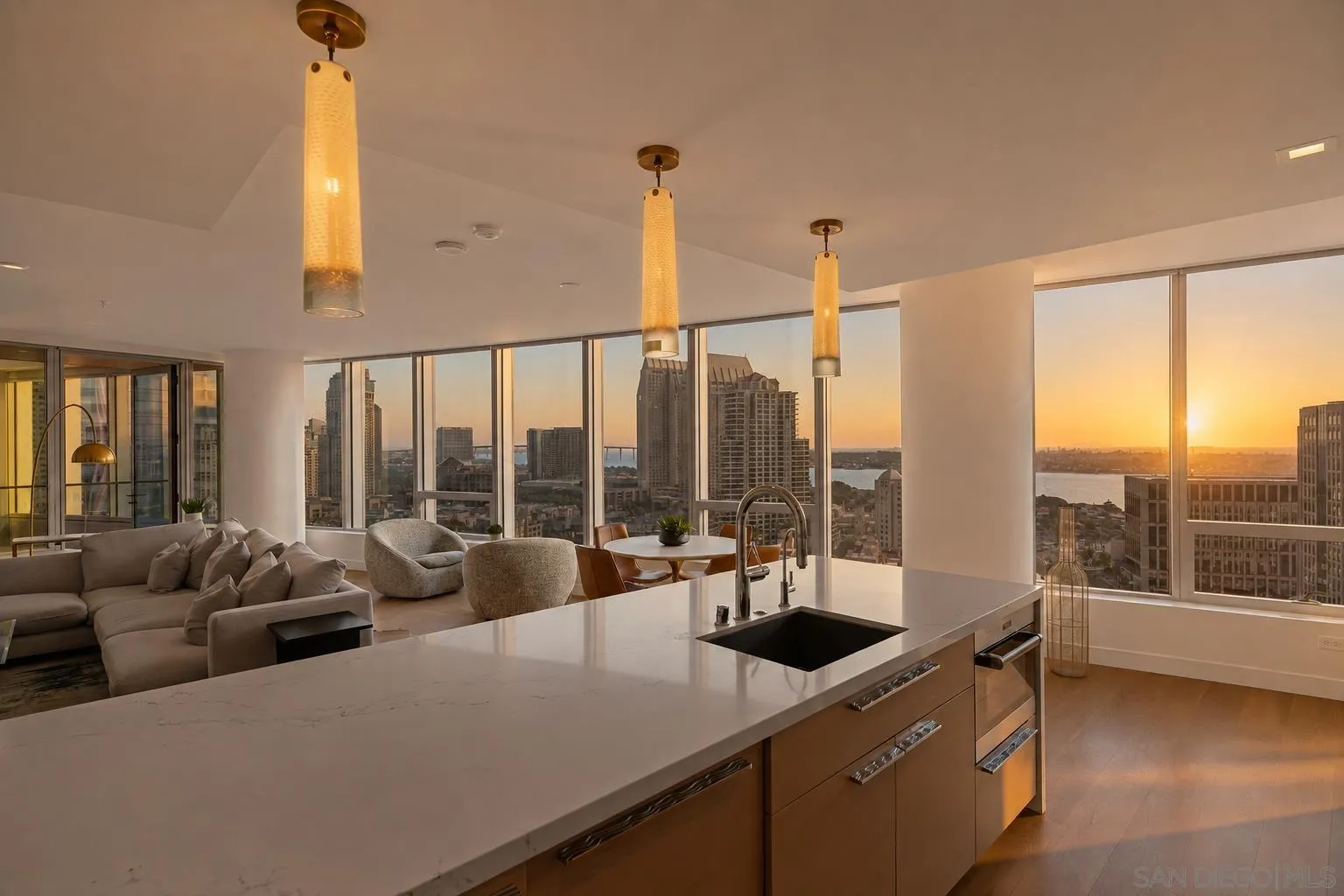 888 W E Street Unit 2004