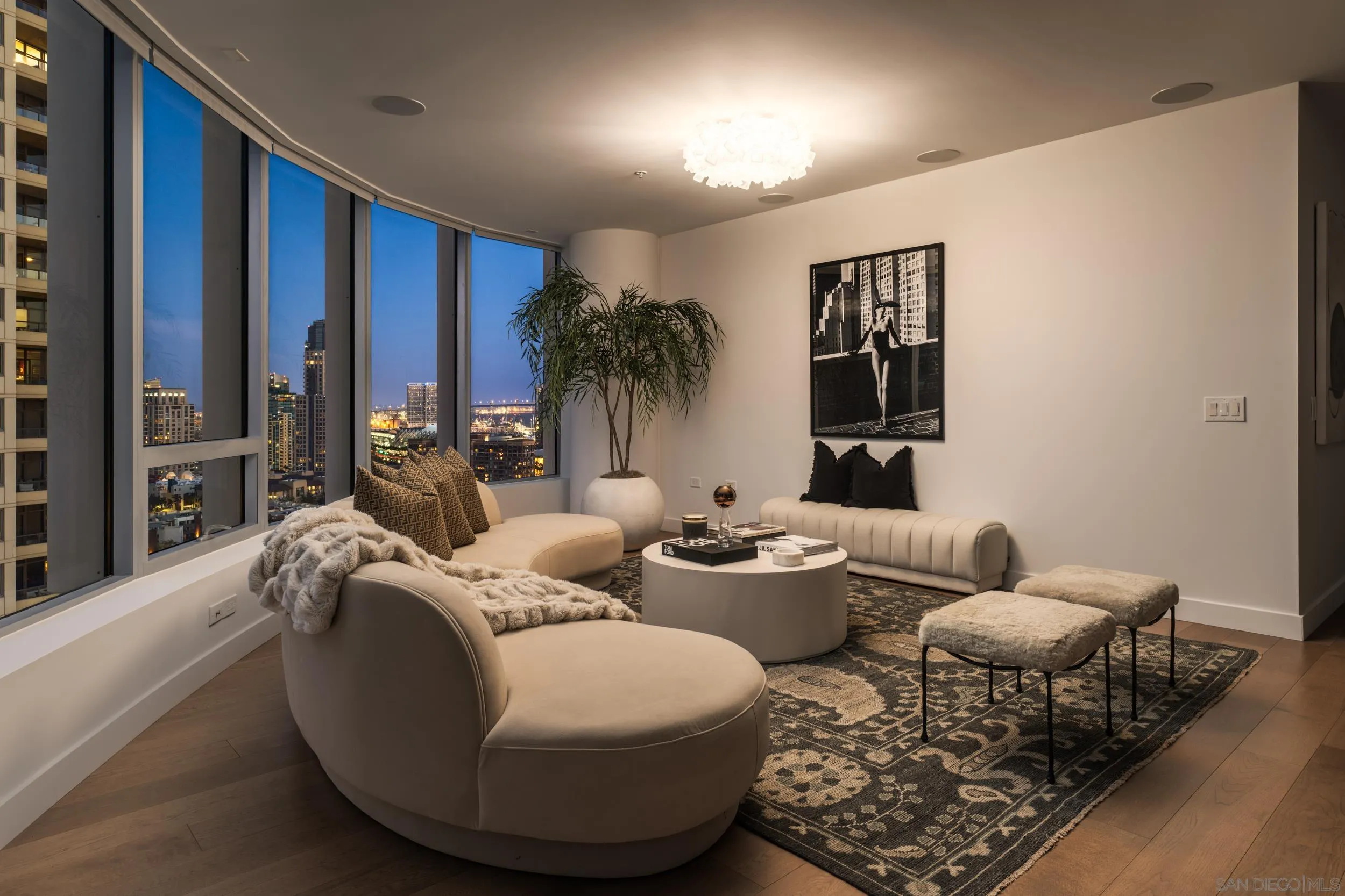 888 W E Street Unit 2105