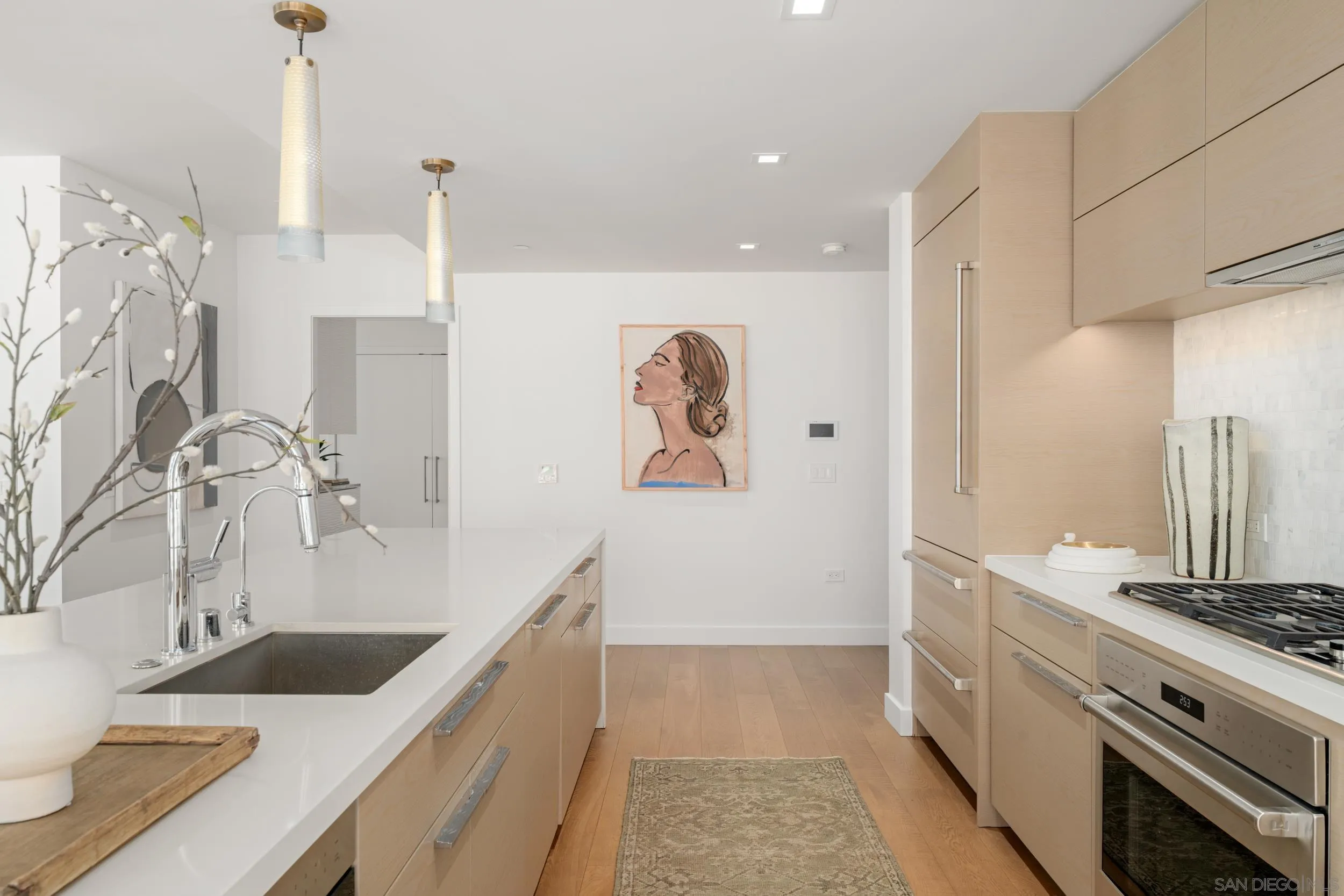 888 W E Street Unit 2105