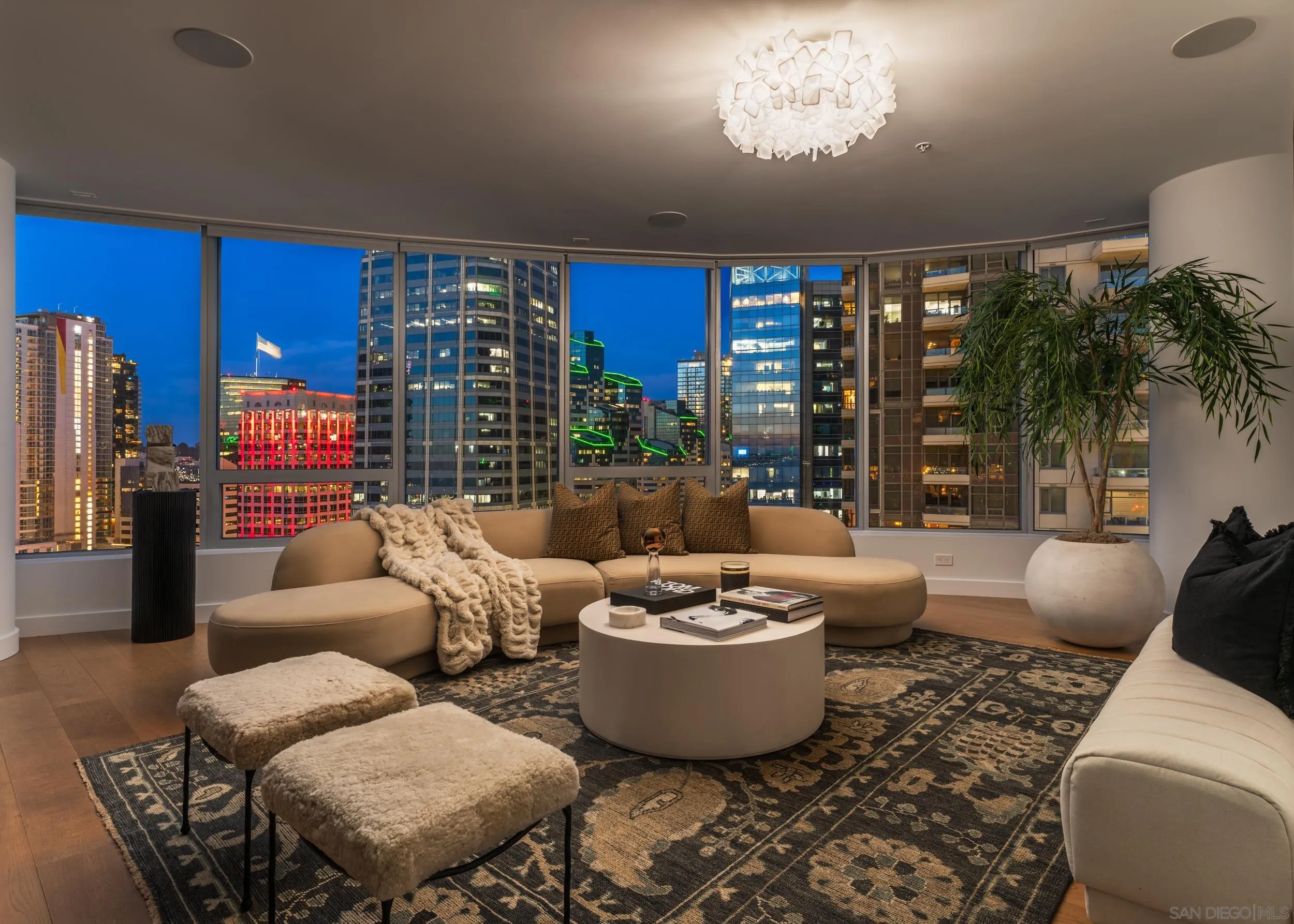 888 W E Street Unit 2105
