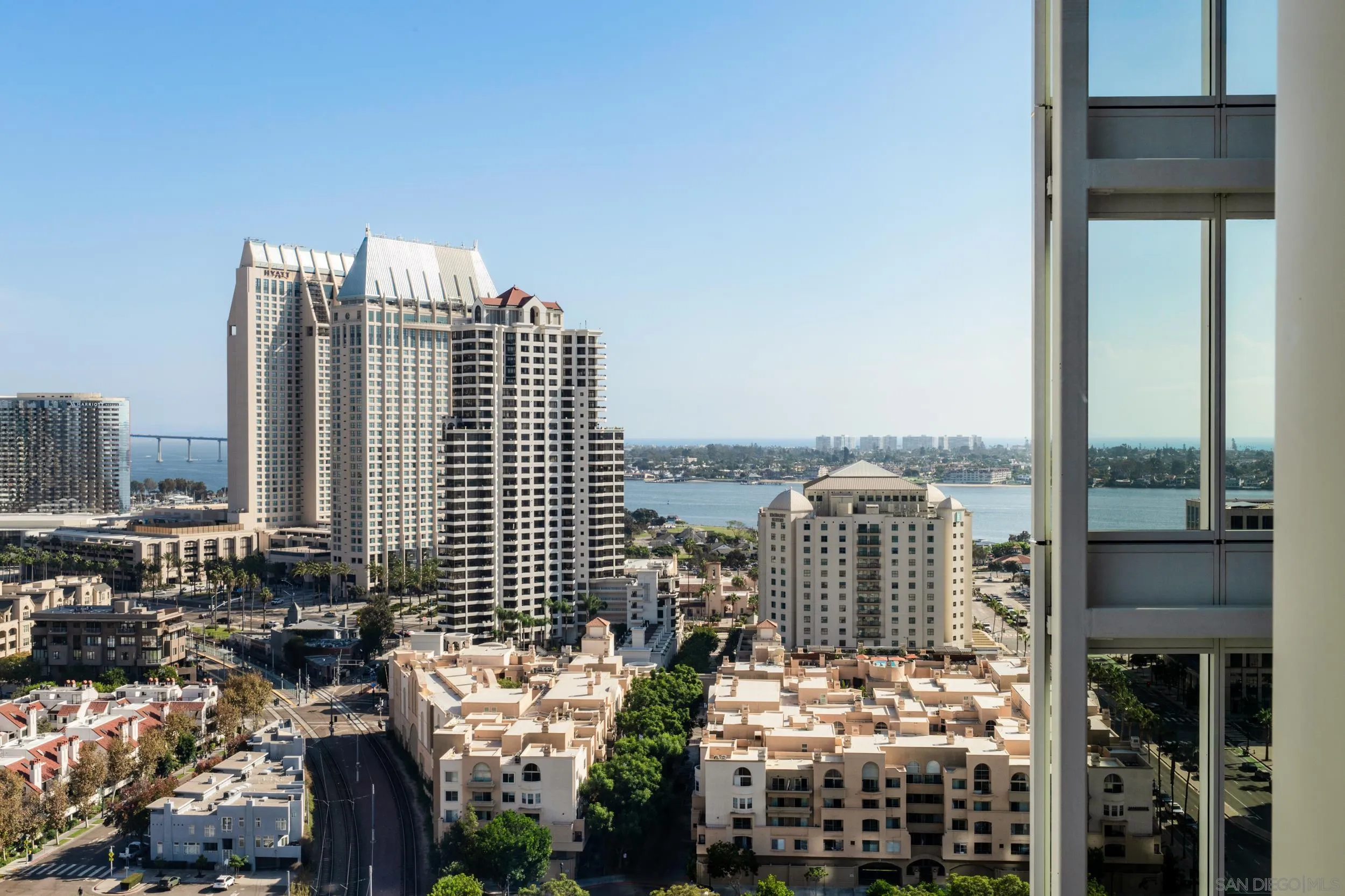 888 W E Street Unit 2105