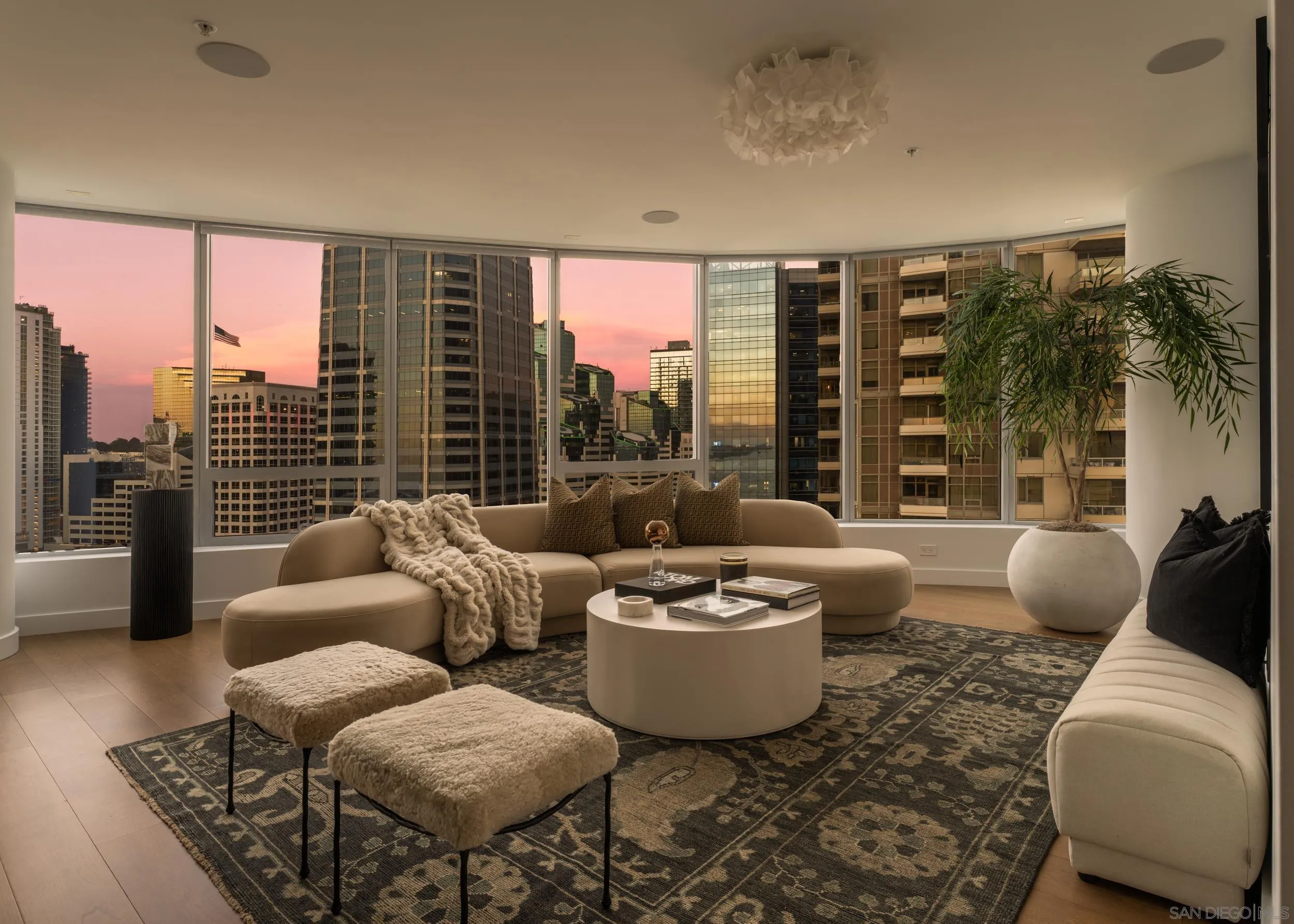 888 W E Street Unit 2105