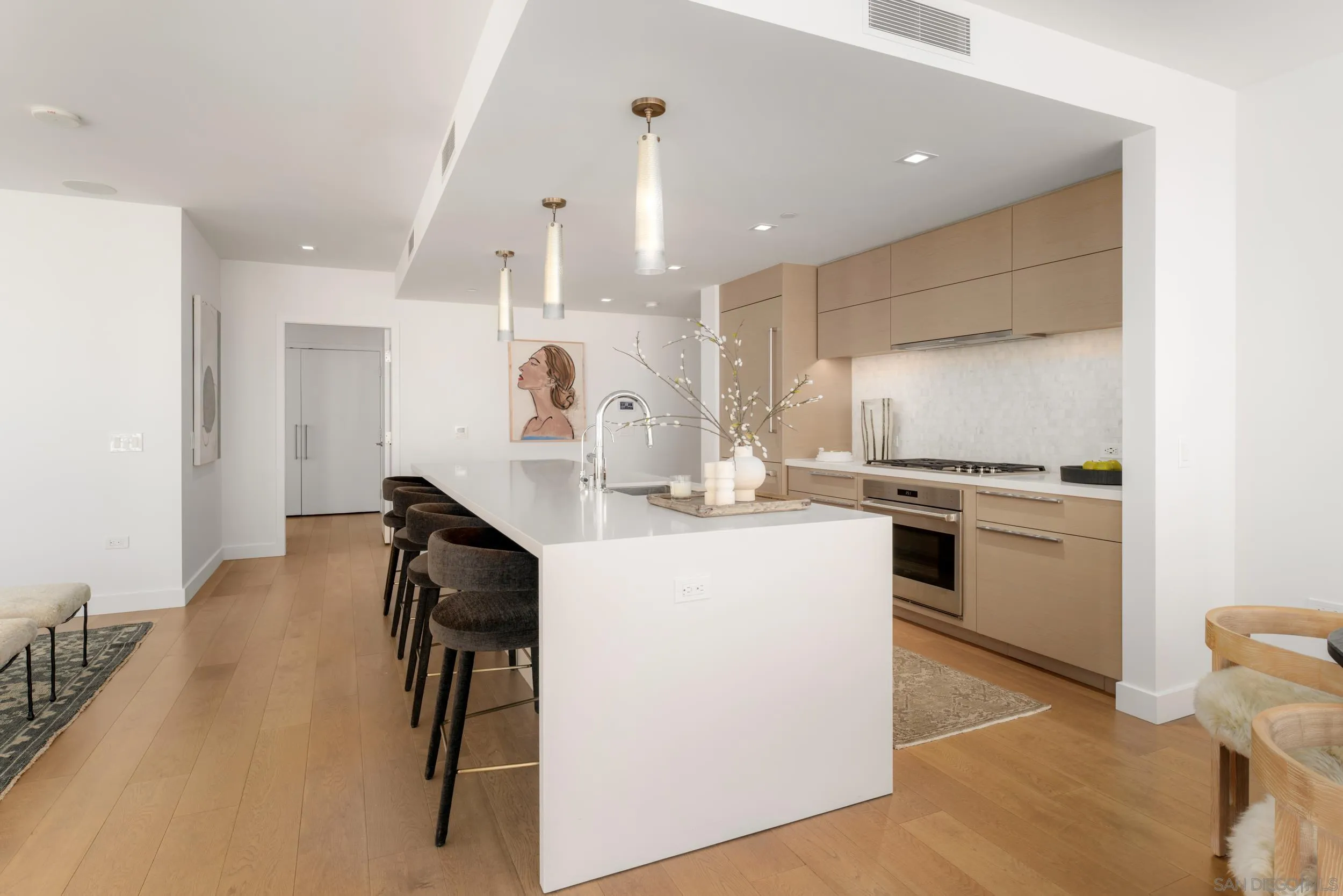 888 W E Street Unit 2105