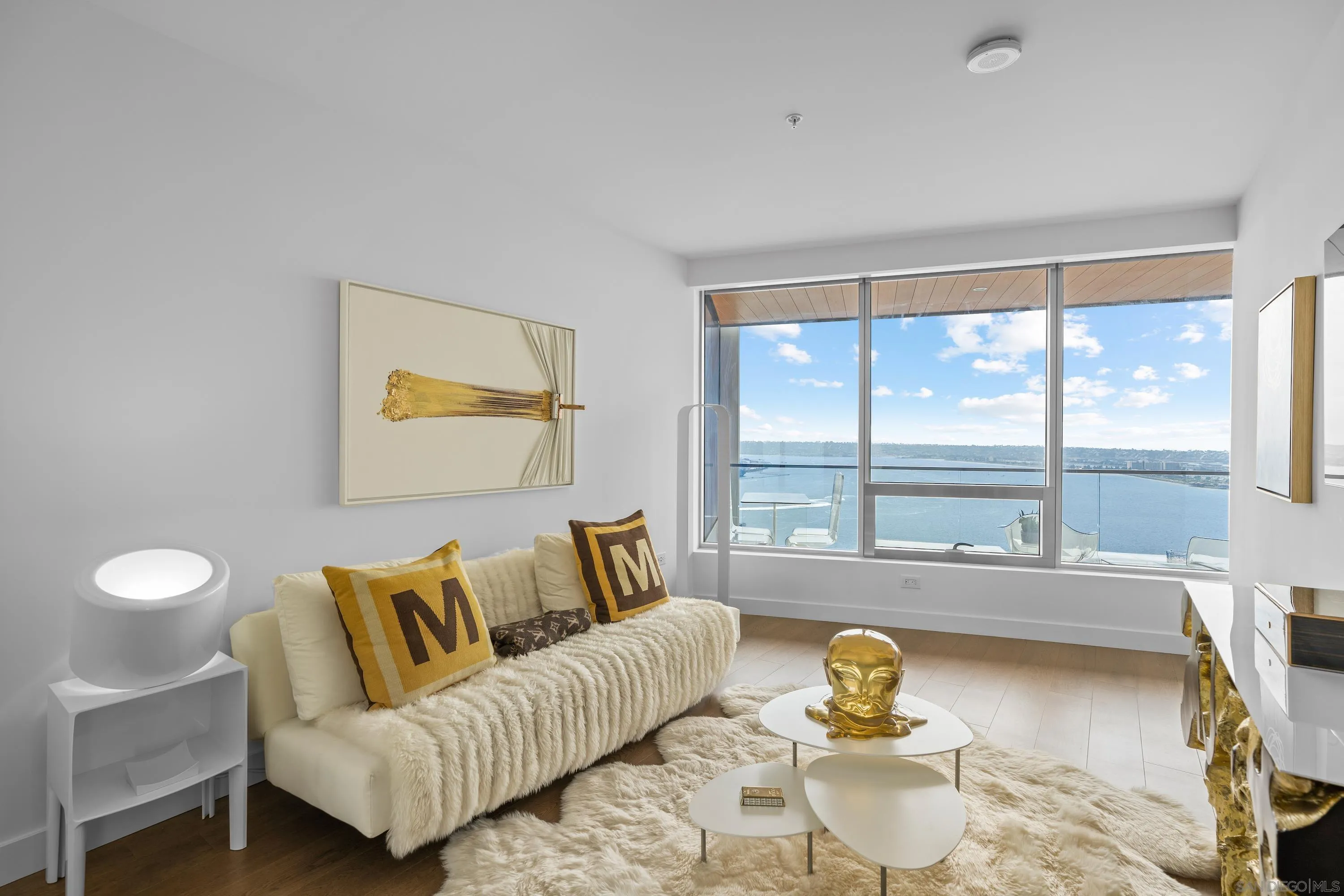 888 W E Street Unit 3301