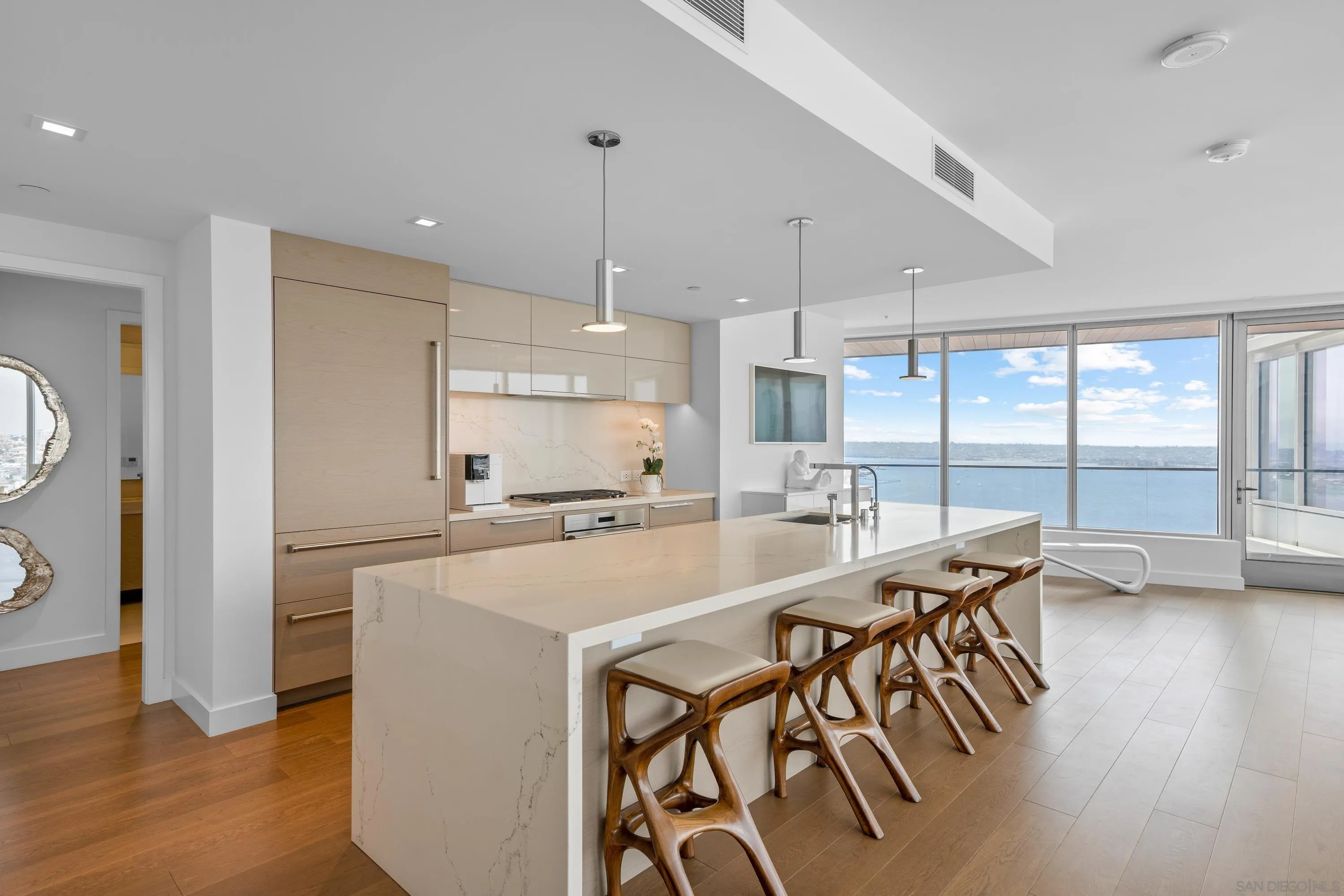 888 W E Street Unit 3301