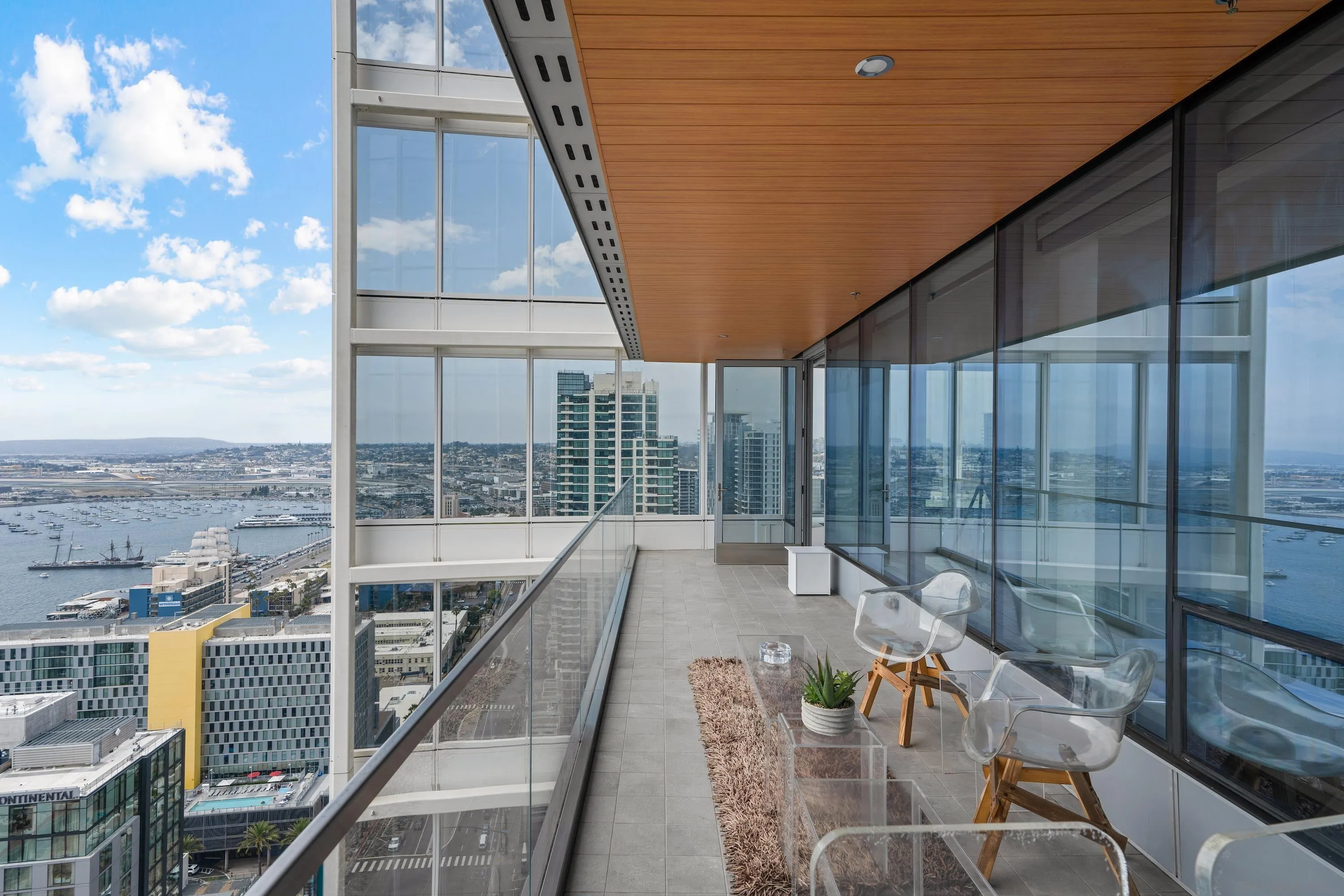 888 W E Street Unit 3301