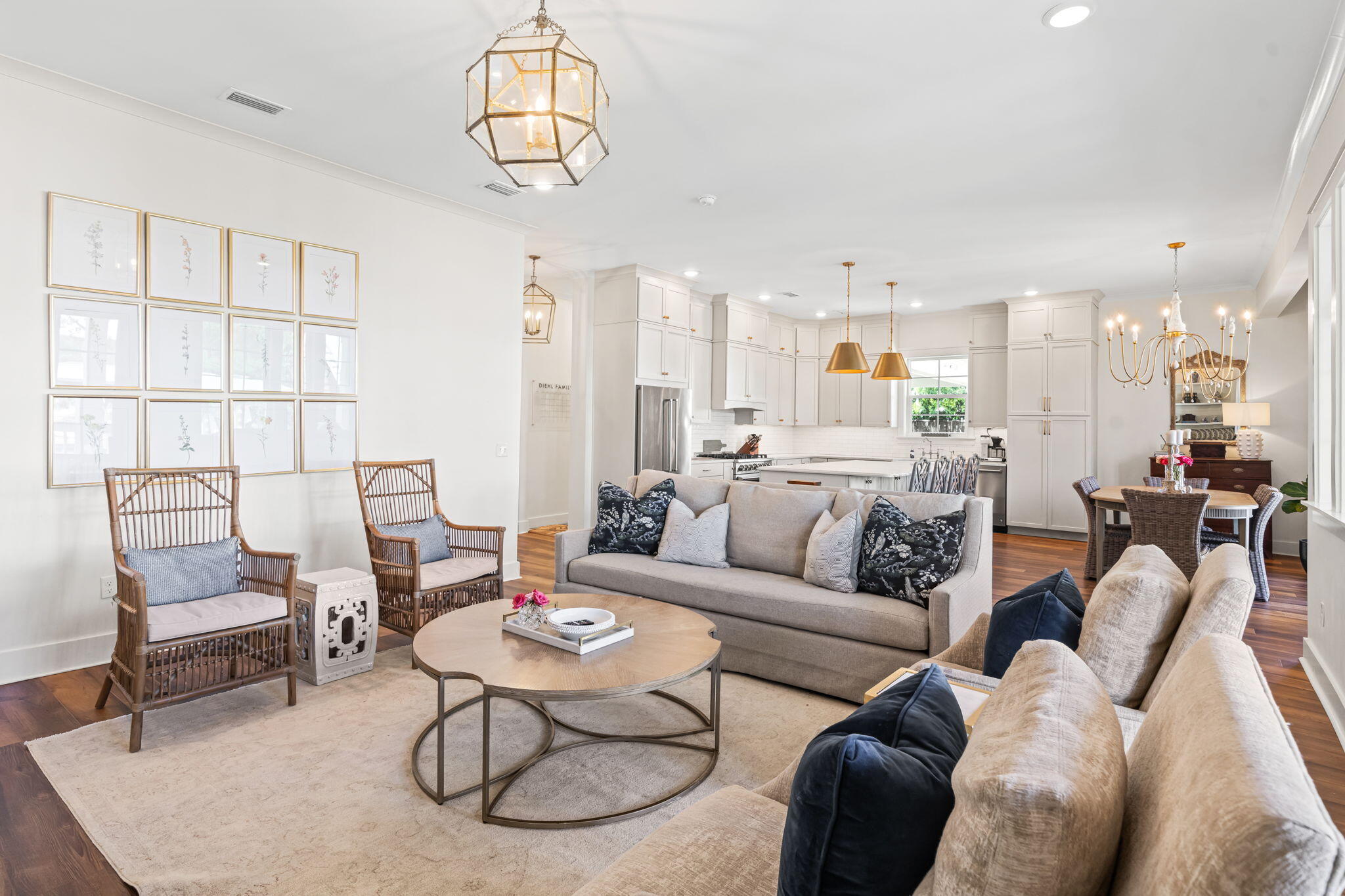 578 W Point Washington Road
