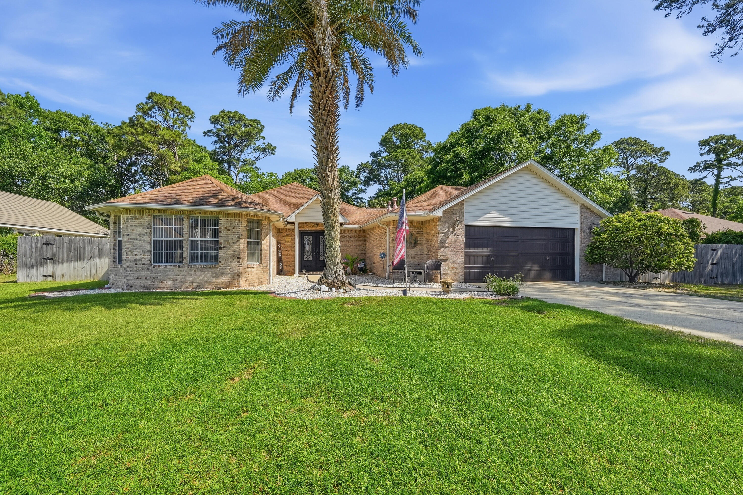 102 Dana Pointe