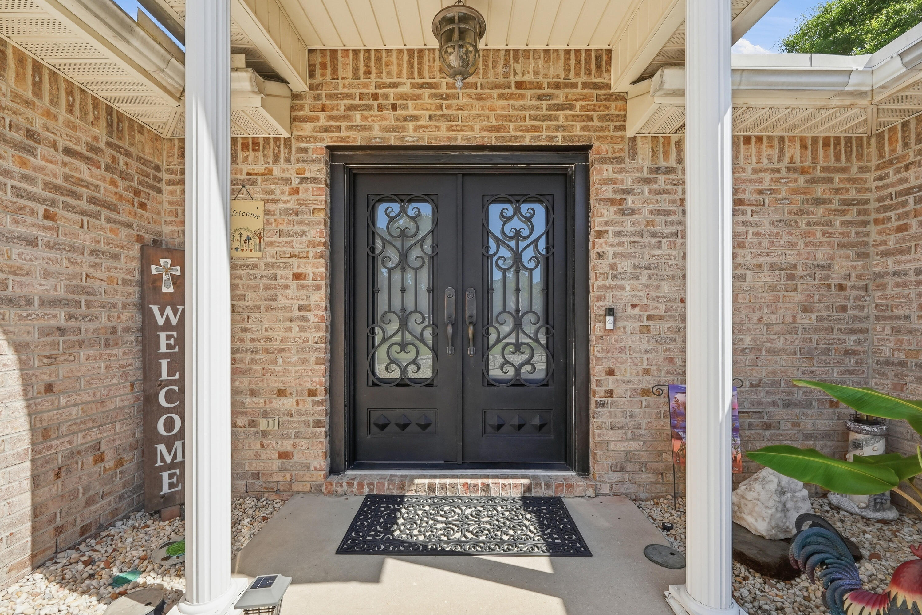 102 Dana Pointe