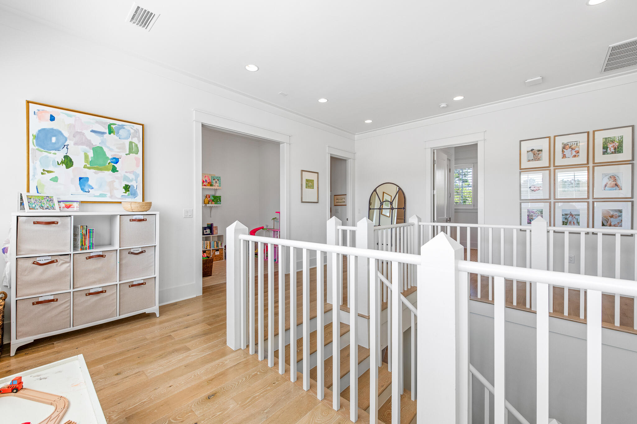 16 Medley Street