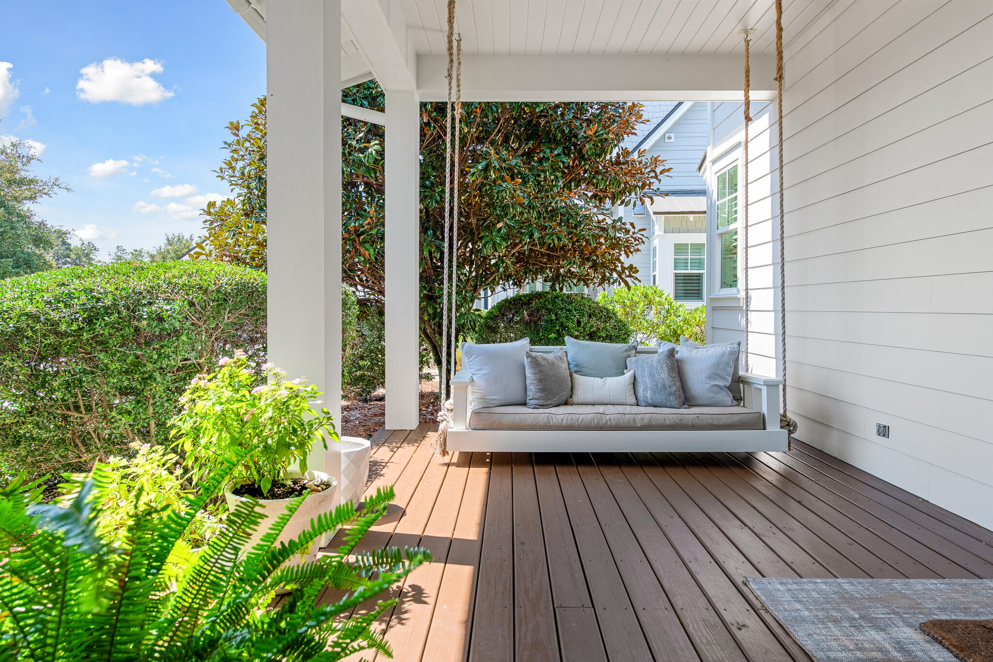 16 Medley Street