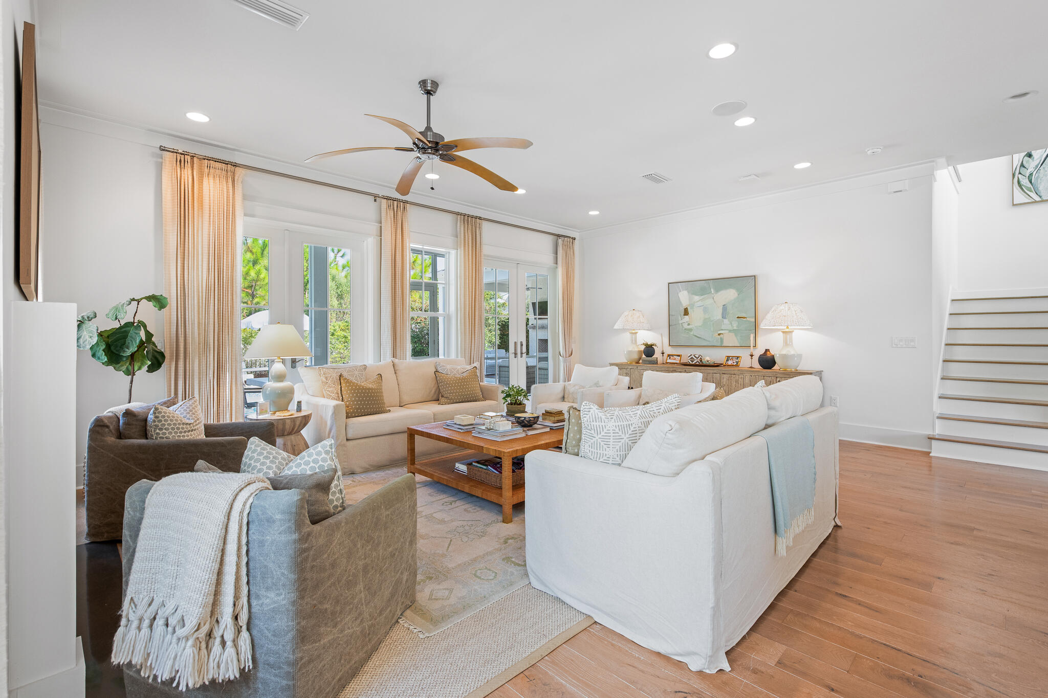 16 Medley Street