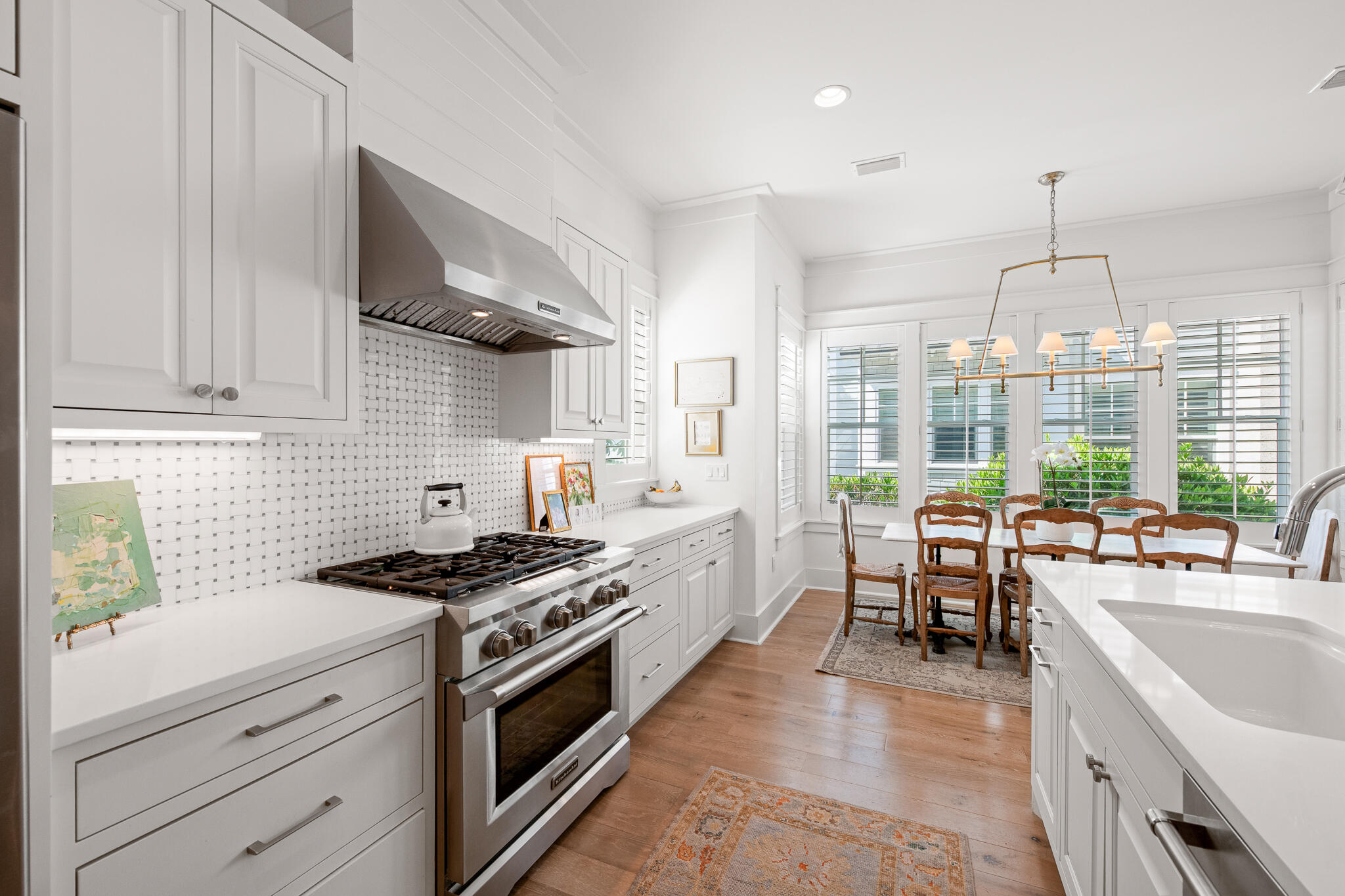 16 Medley Street