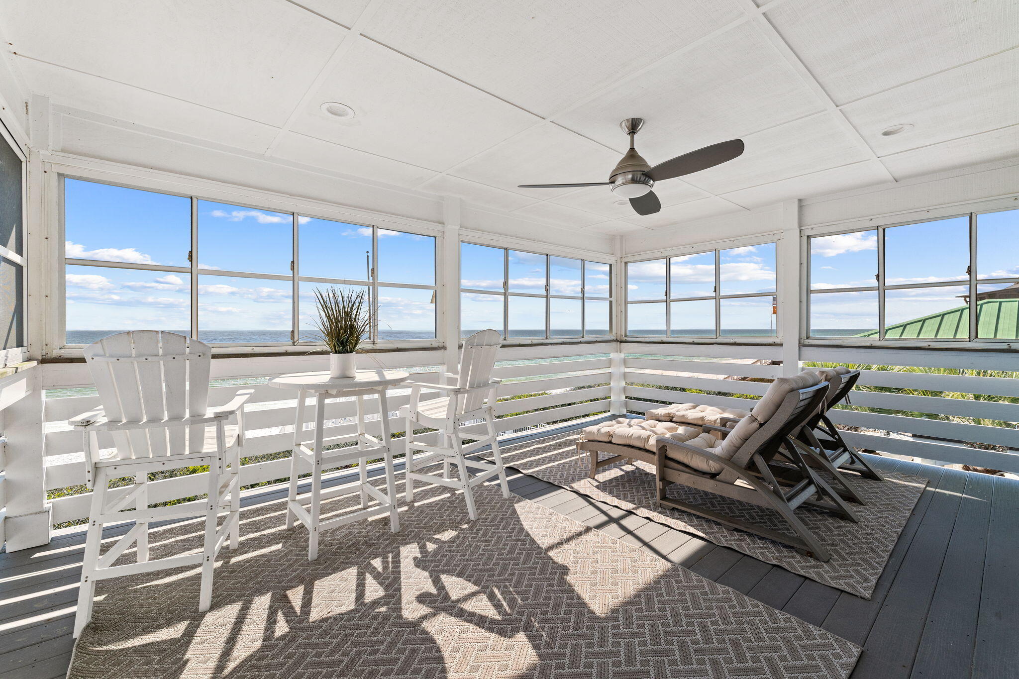 211 Pelican Circle