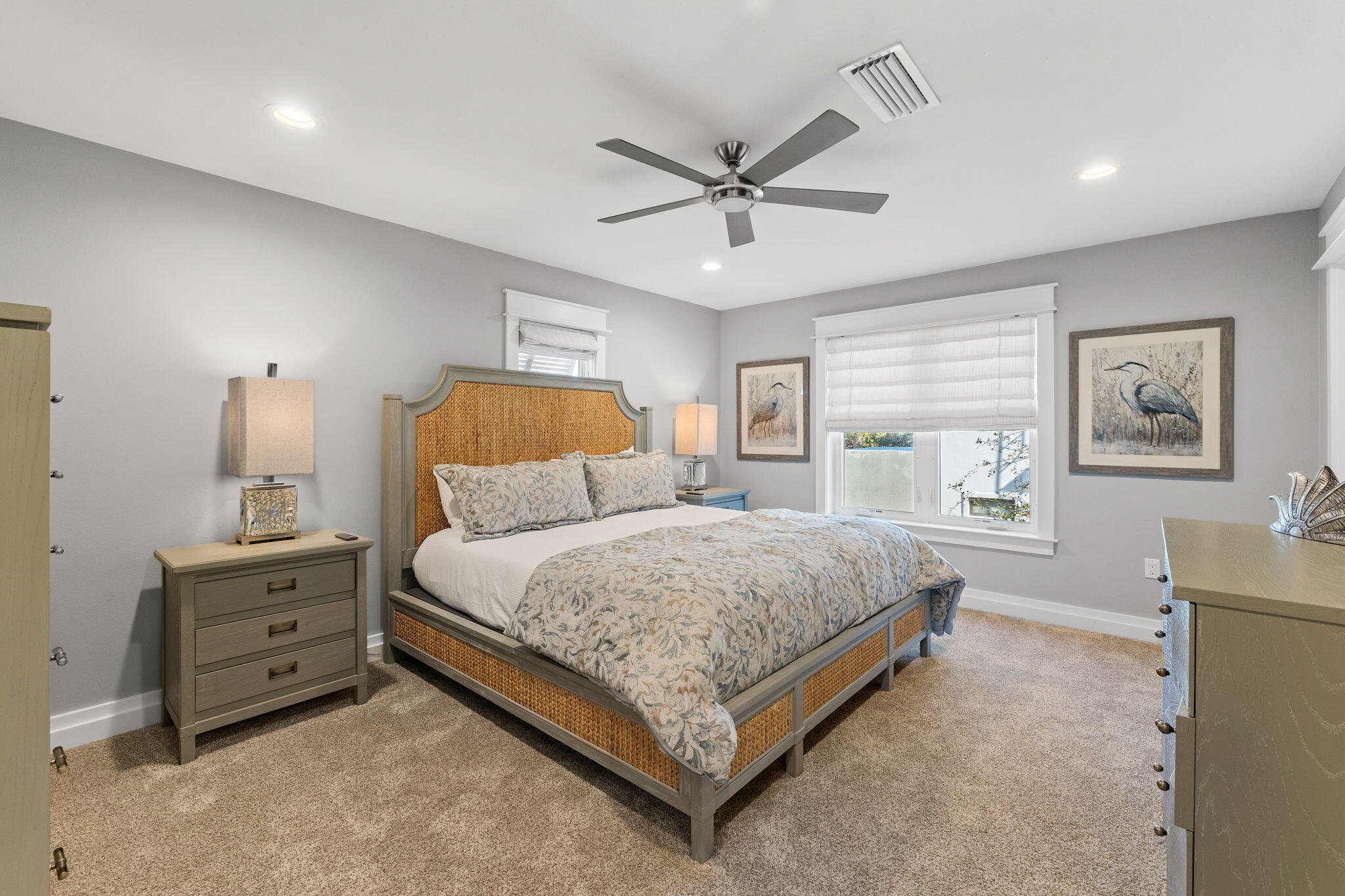 211 Pelican Circle