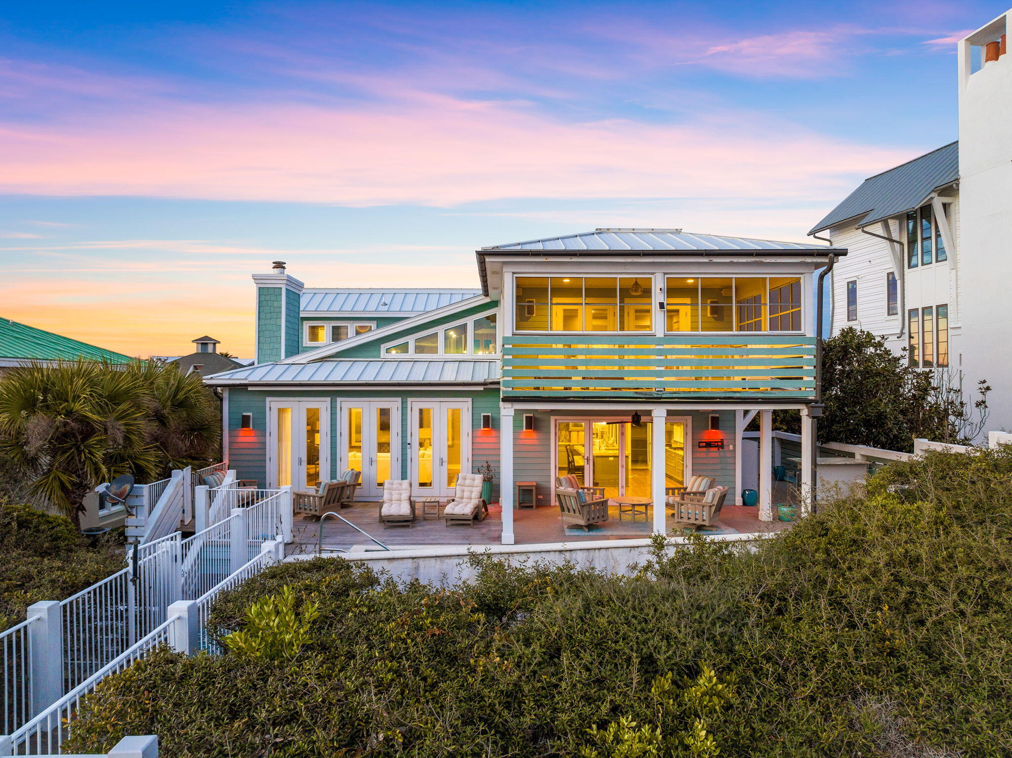 211 Pelican Circle