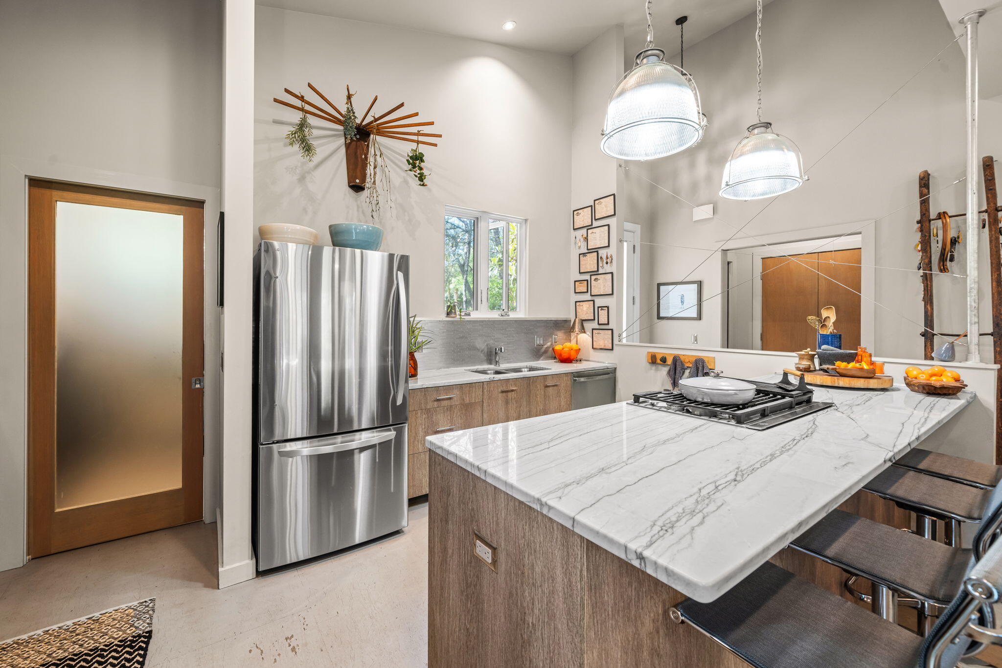 826 N Walton Lakeshore Drive