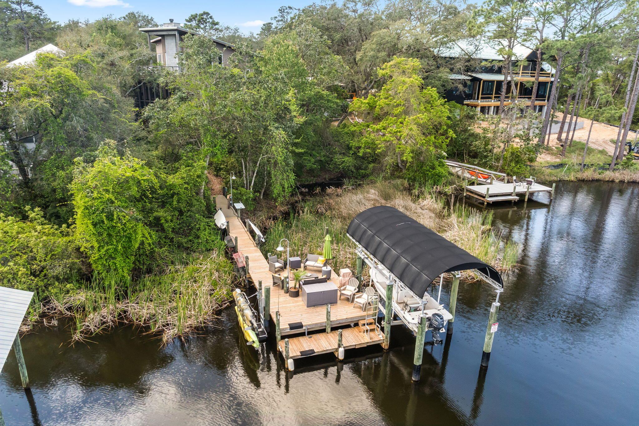826 N Walton Lakeshore Drive