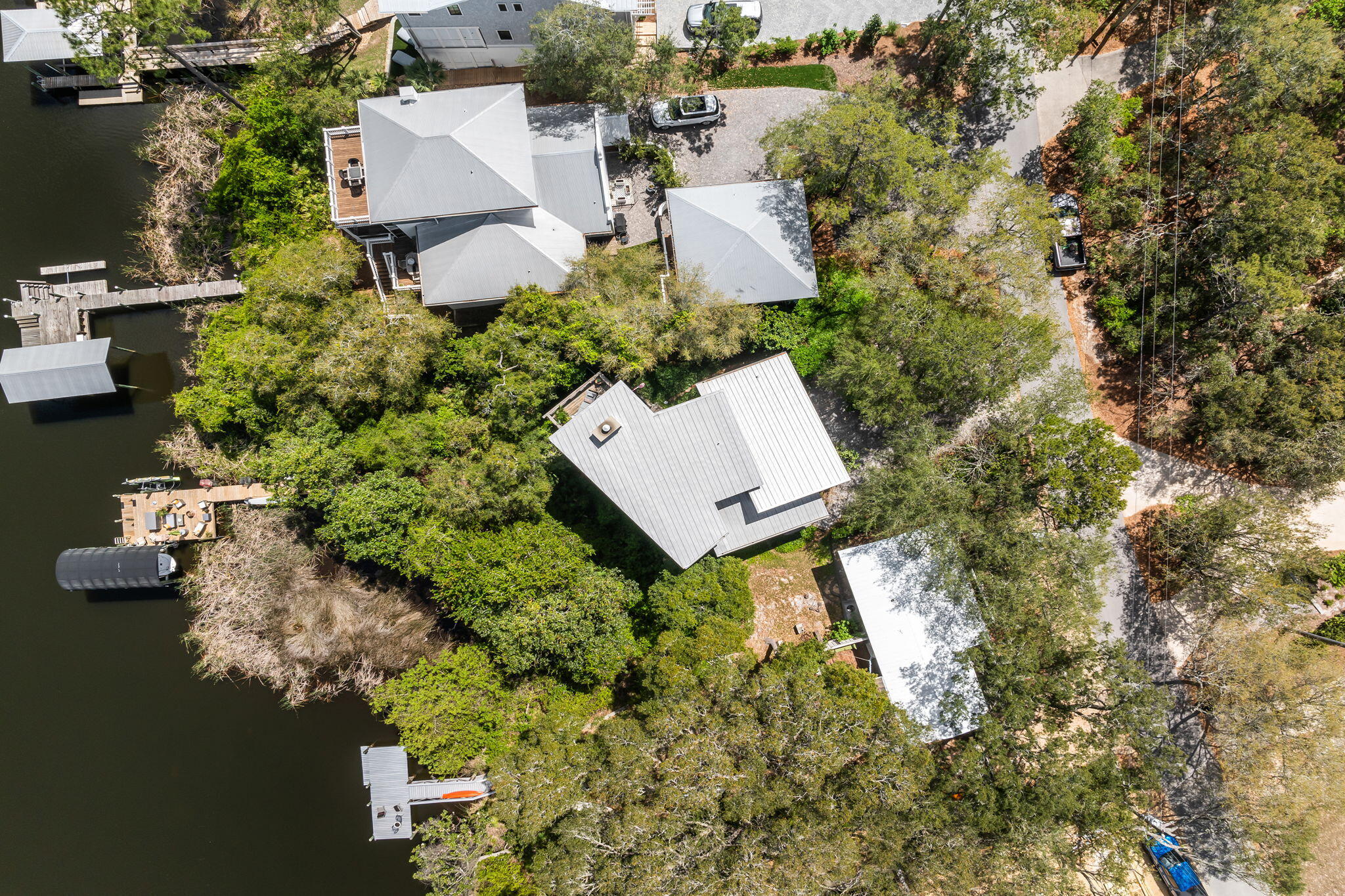 826 N Walton Lakeshore Drive