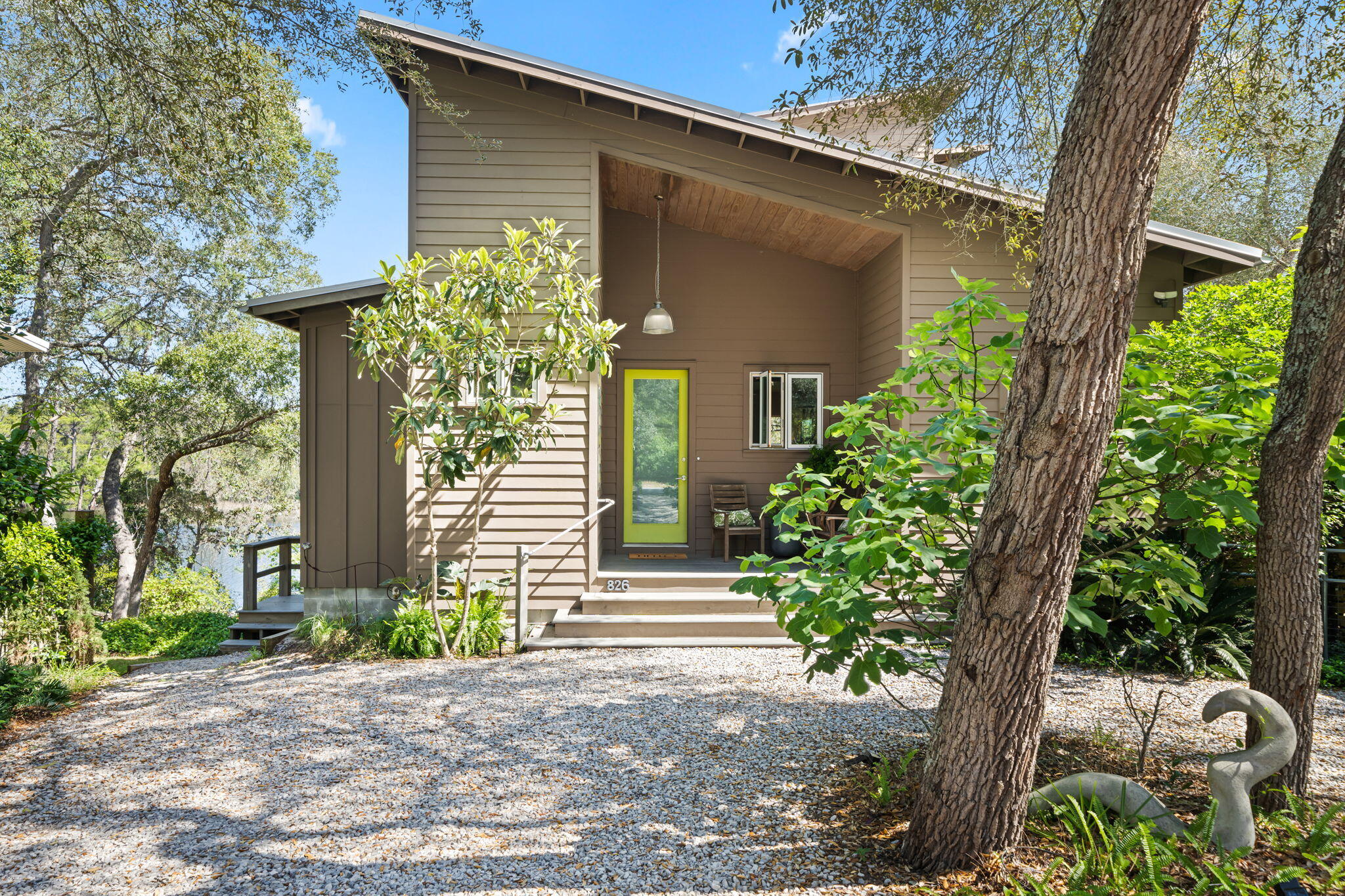 826 N Walton Lakeshore Drive