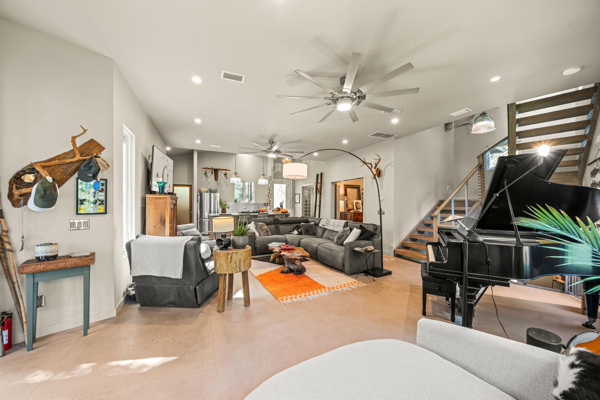 826 N Walton Lakeshore Drive