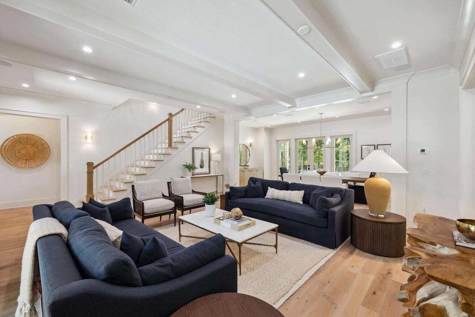 122 Glade Boulevard