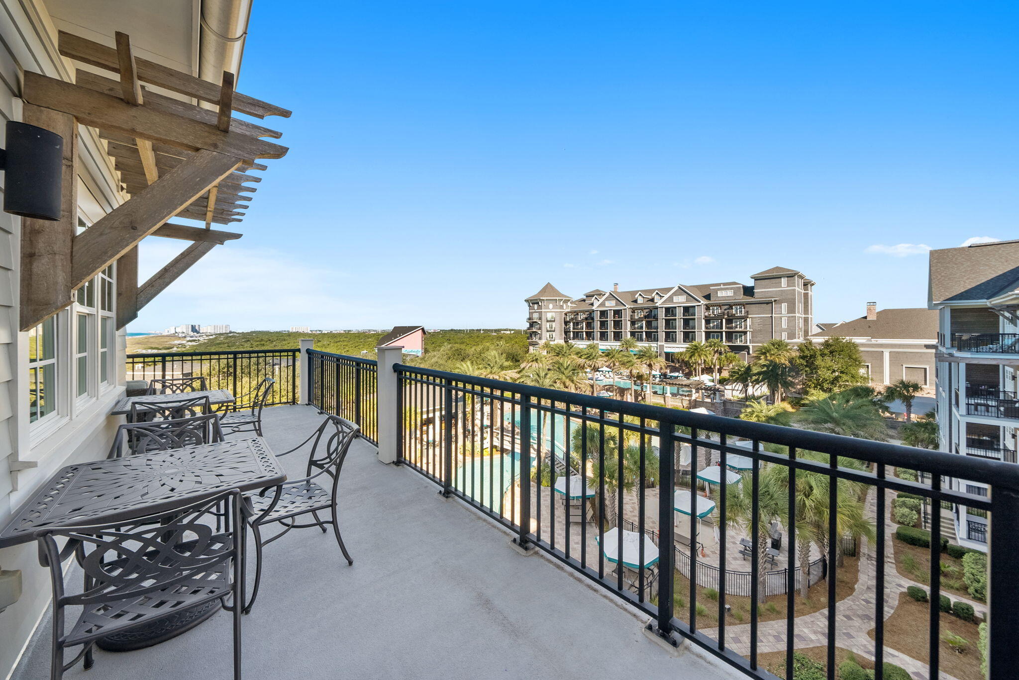 100 Matthew Boulevard 414