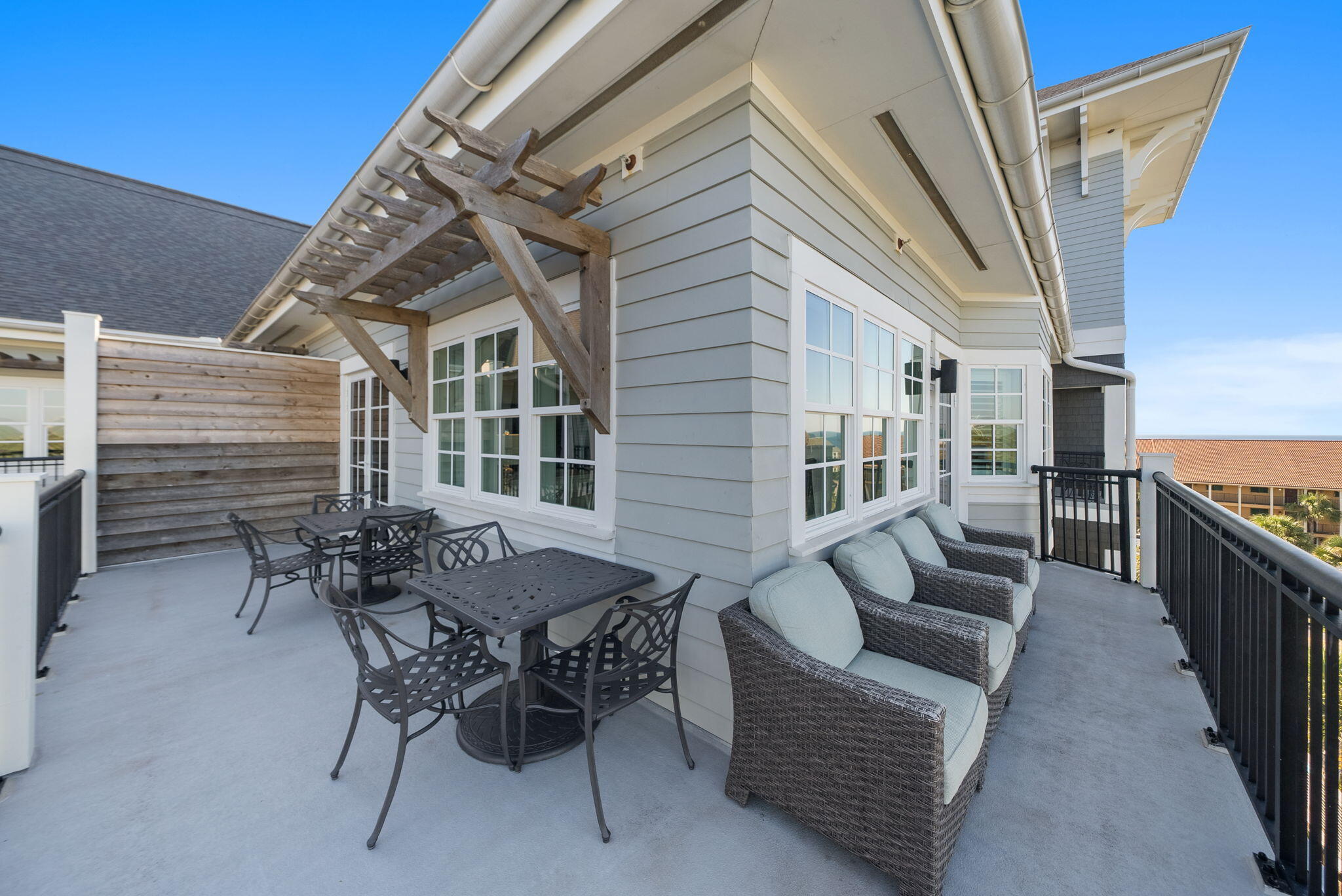 100 Matthew Boulevard 414