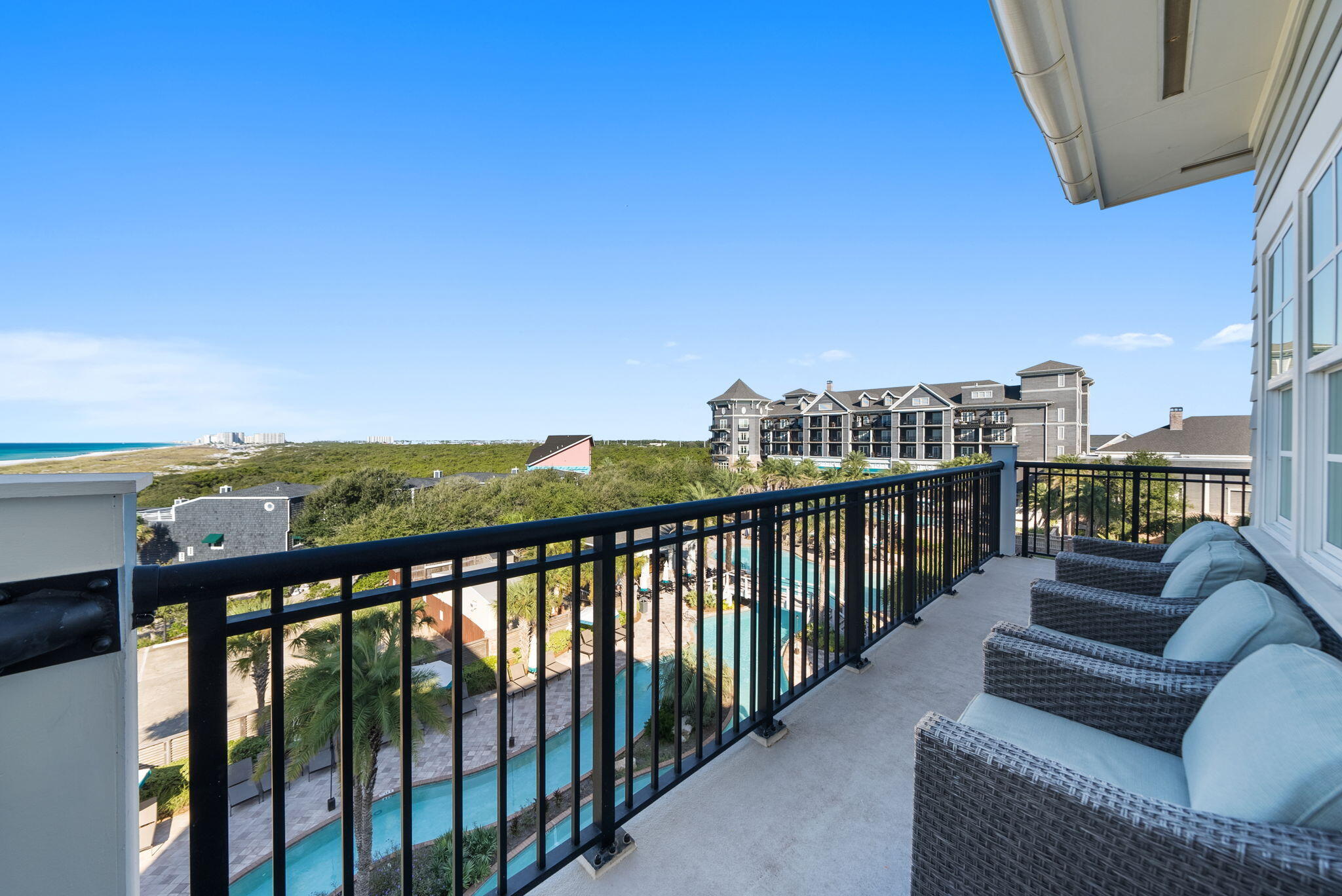 100 Matthew Boulevard 414