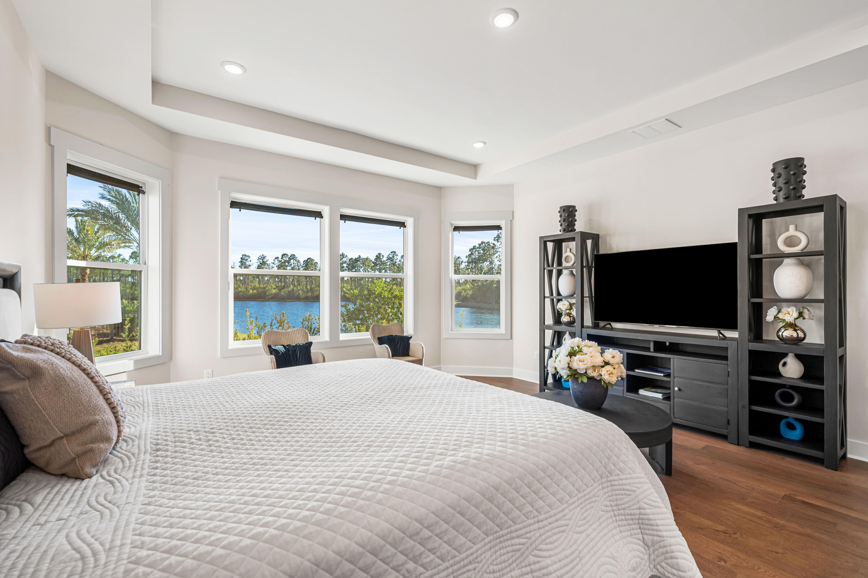 2552 Pathways Drive