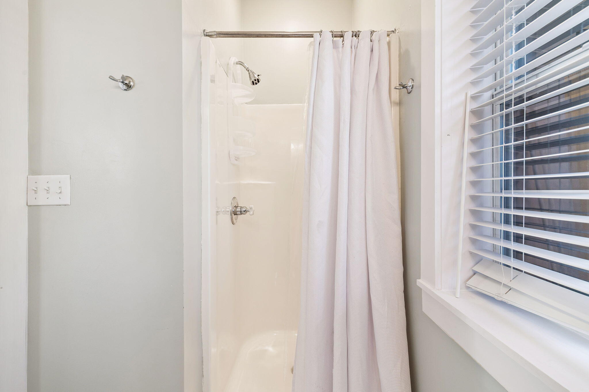 198 Somerset Bridge Road UNIT 101