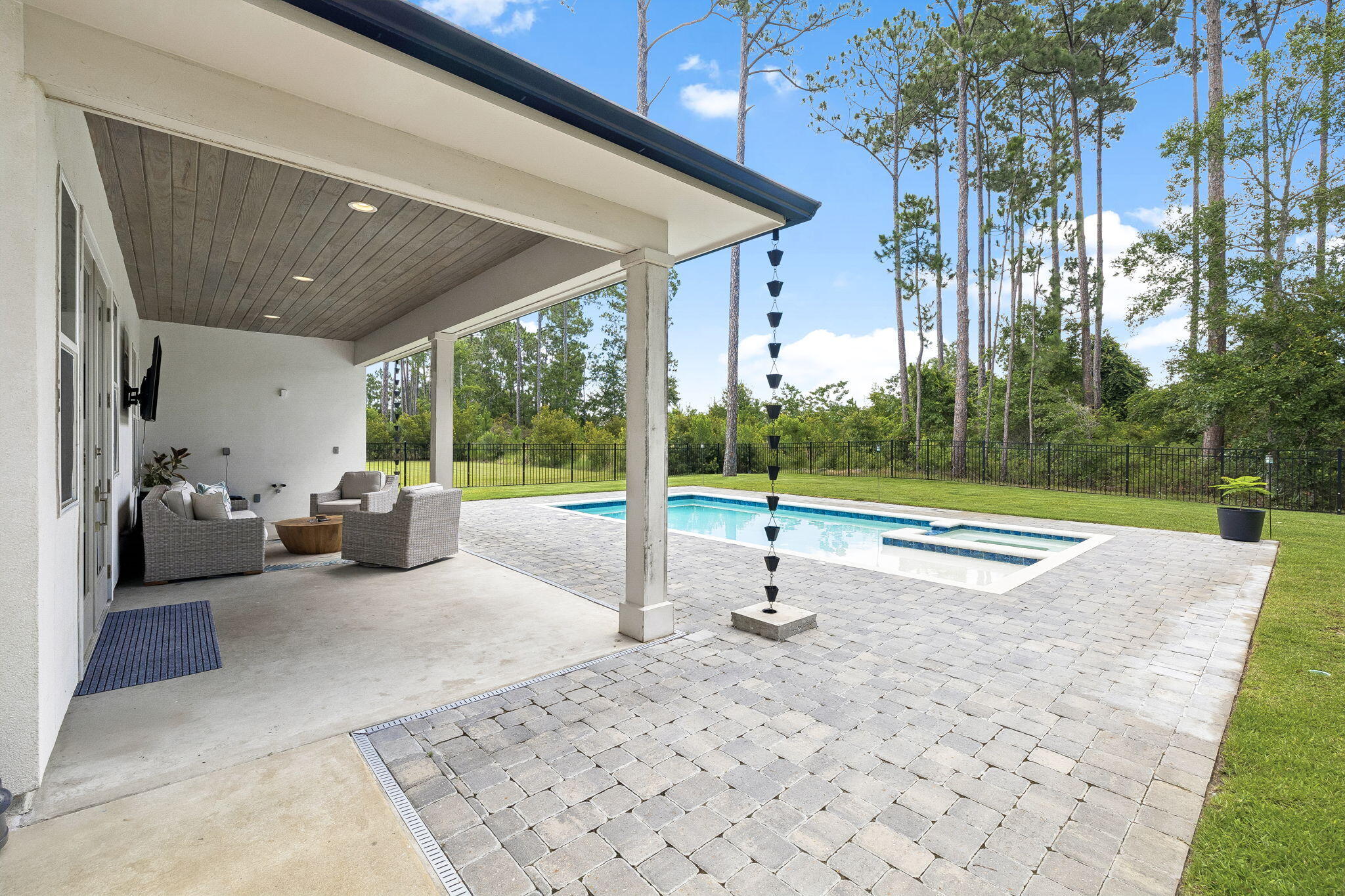206 Driftwood Point Road