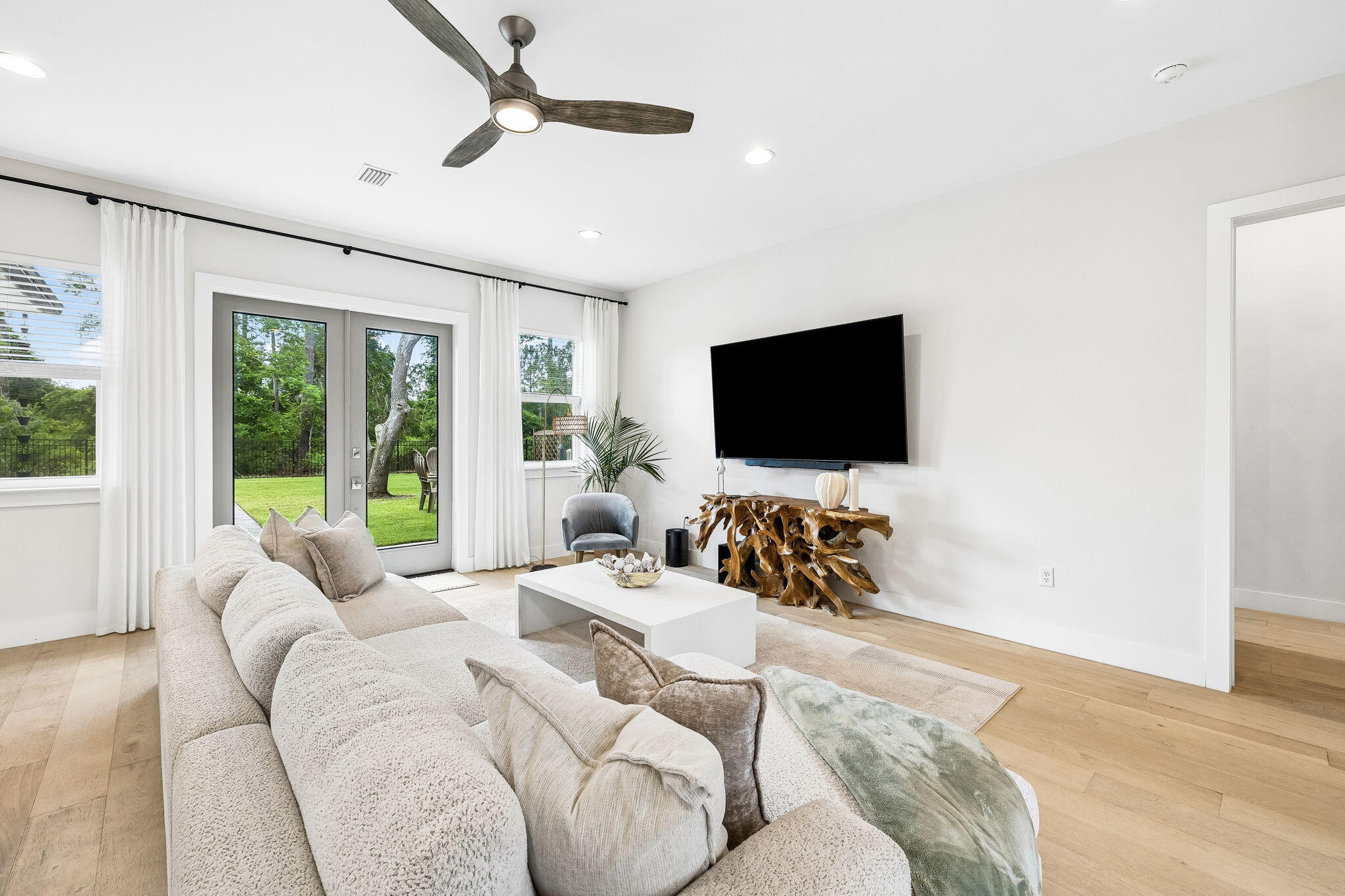 206 Driftwood Point Road