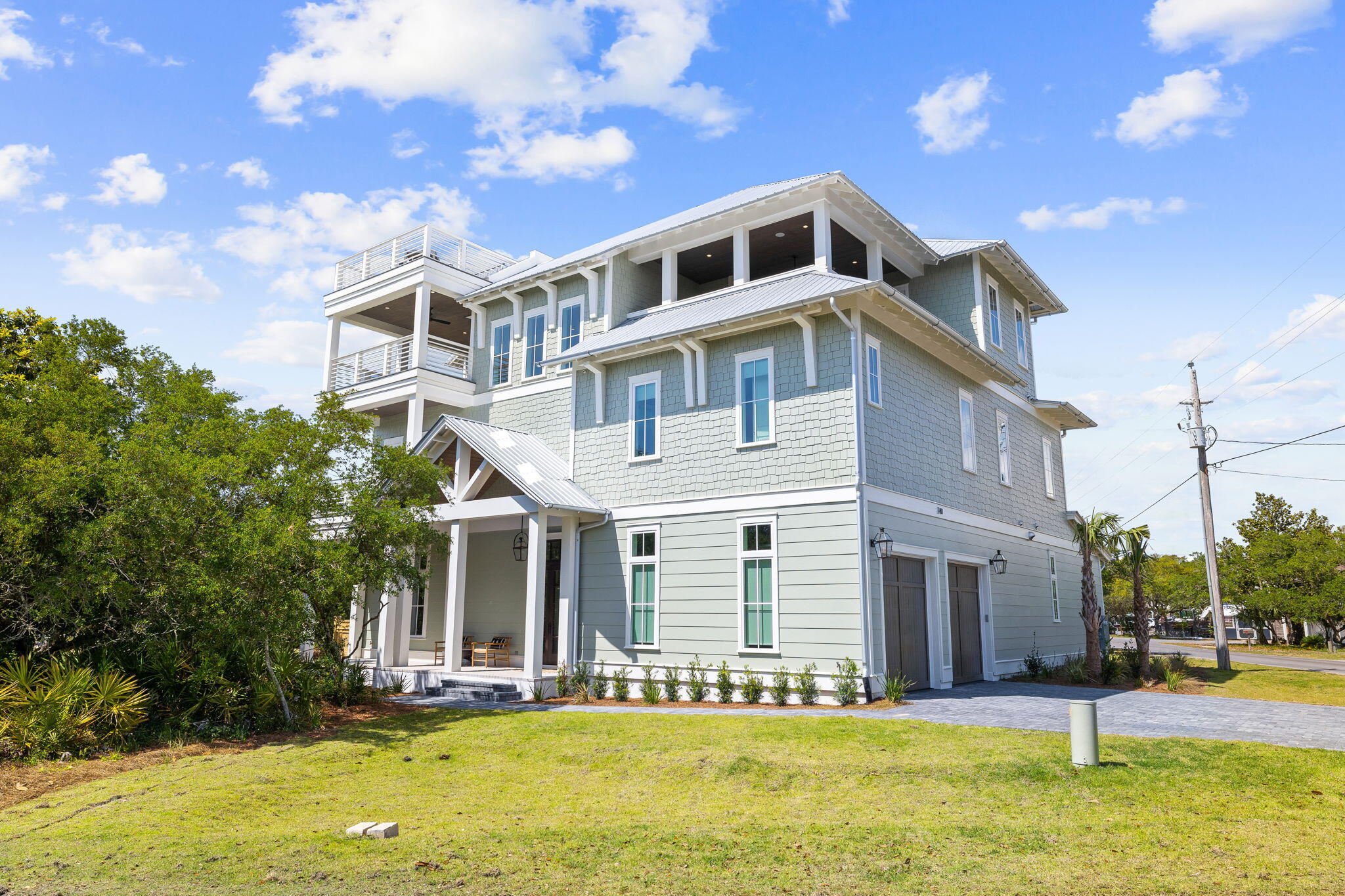 240 Lakeview Drive