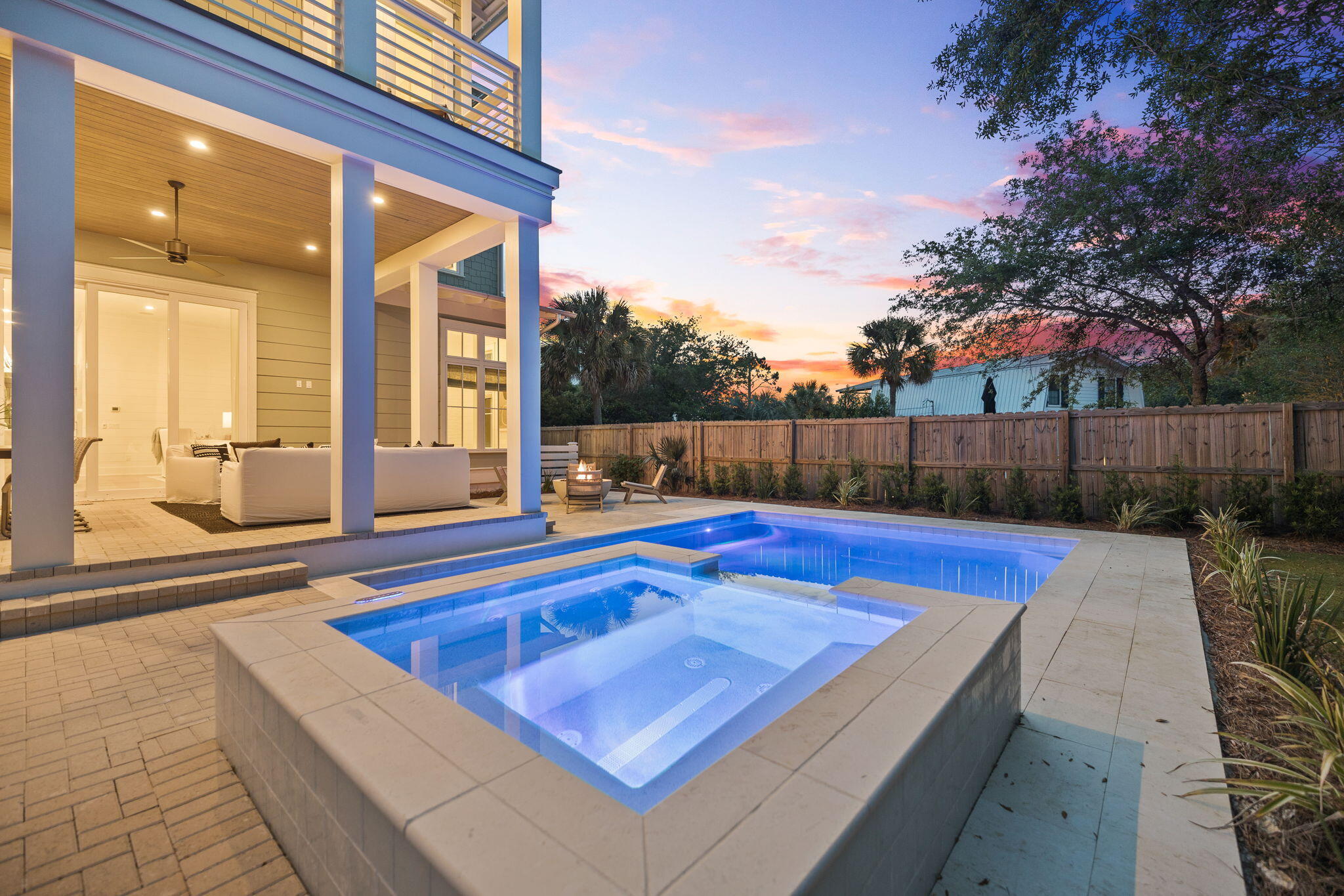 240 Lakeview Drive