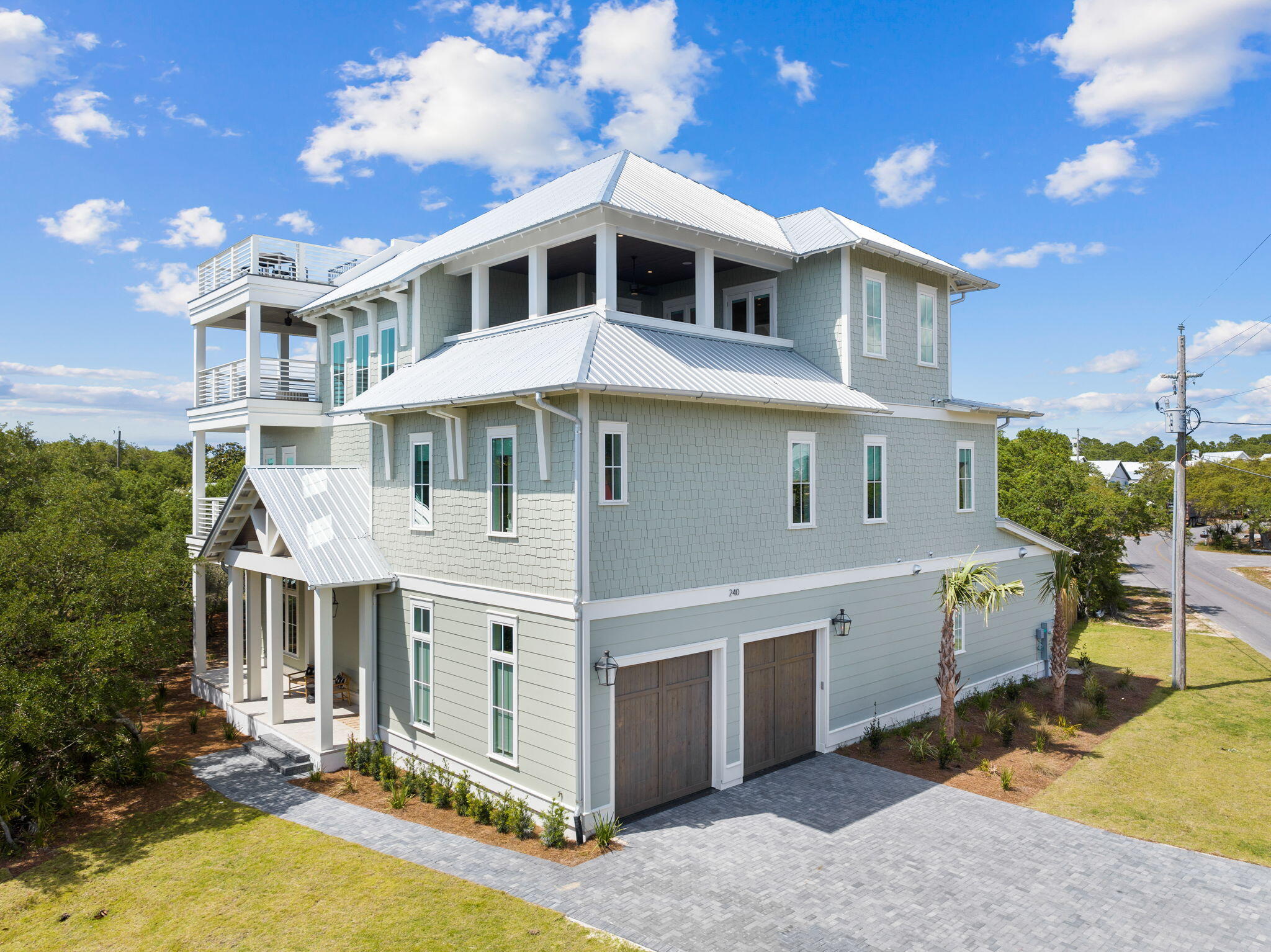 240 Lakeview Drive