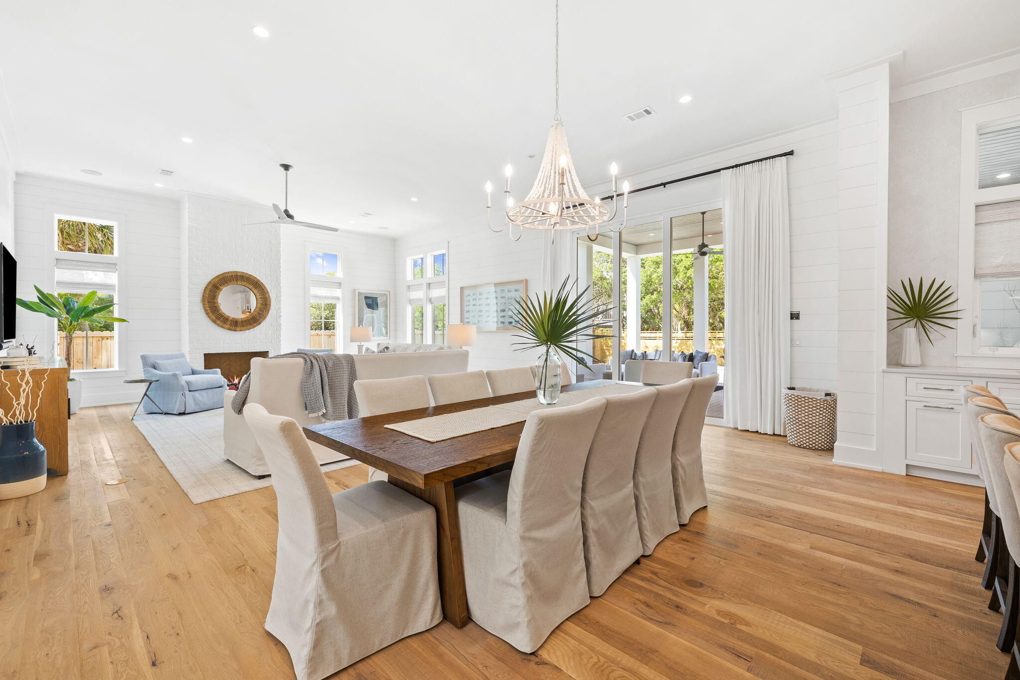 240 Lakeview Drive