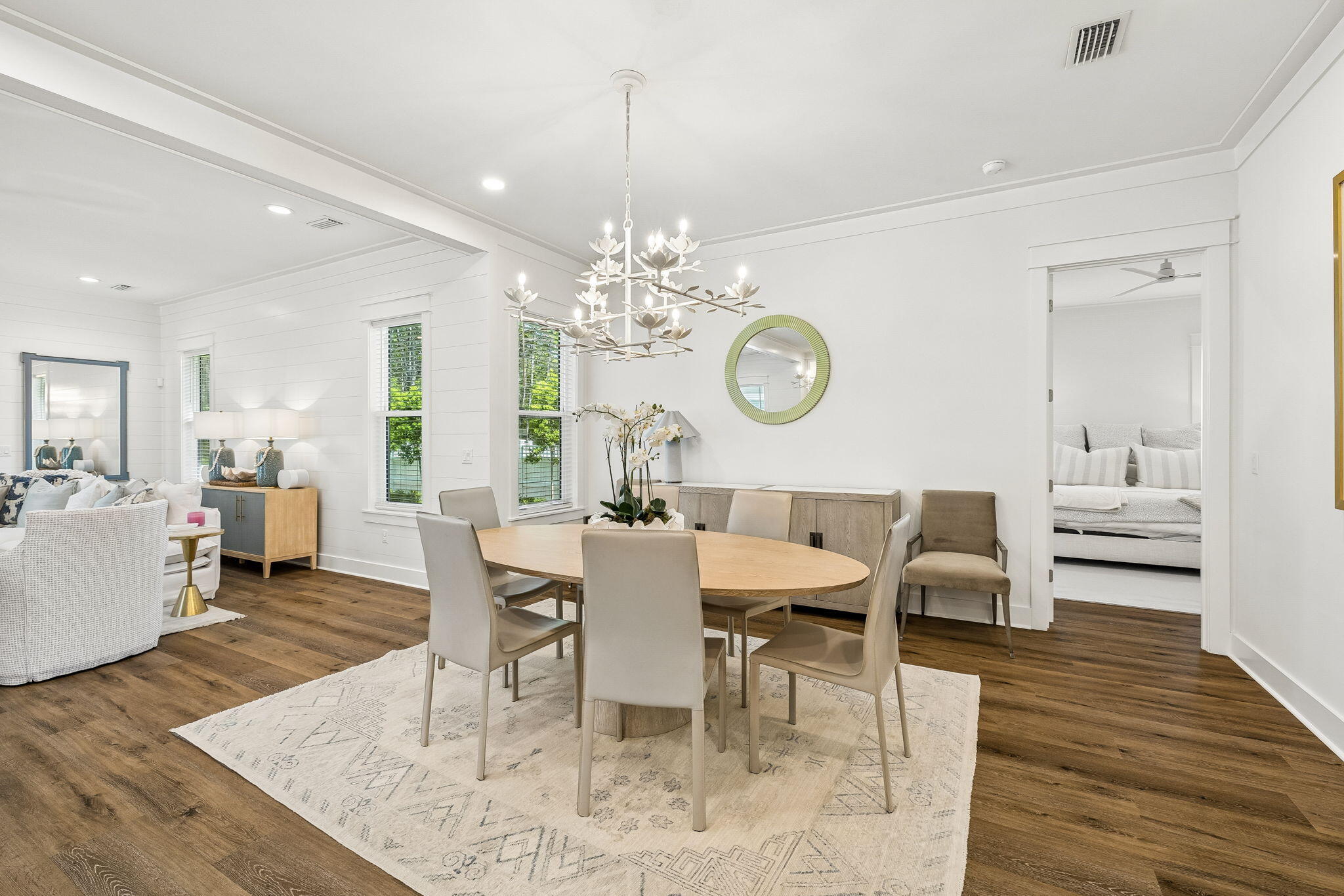 113 E Pollard Cove