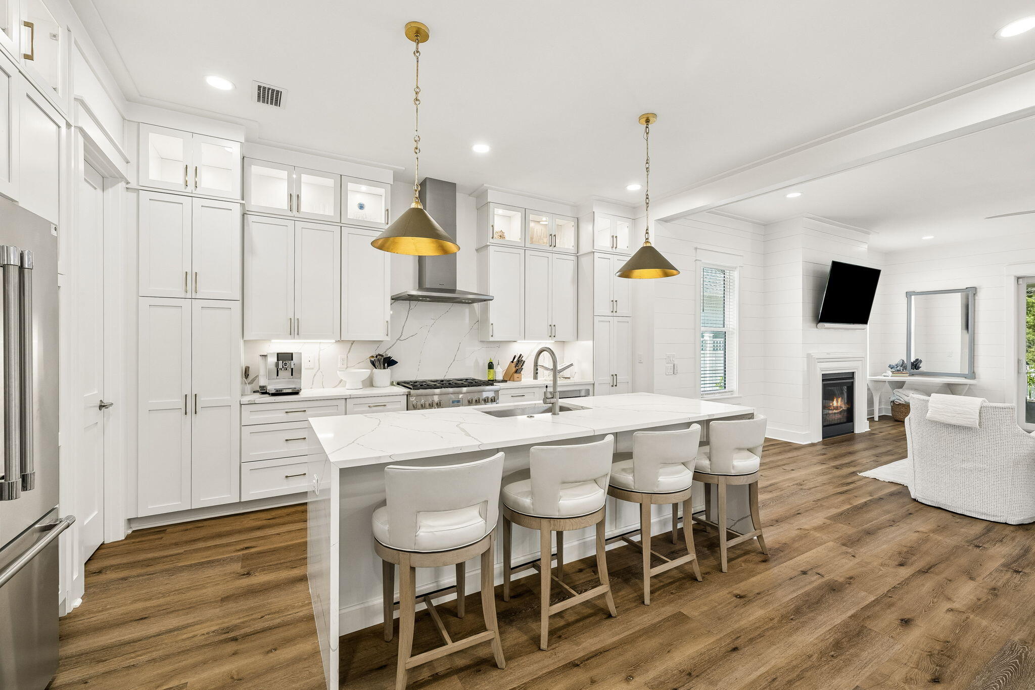 113 E Pollard Cove